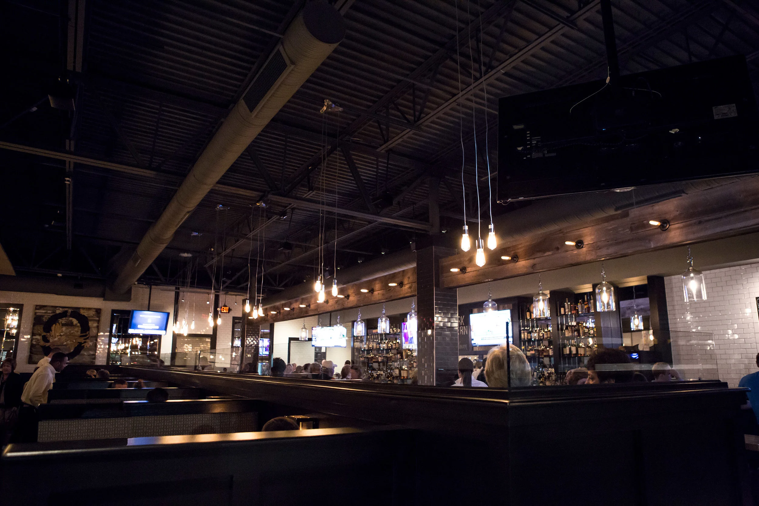 Tavern At The Henley Park - bz6jj1x