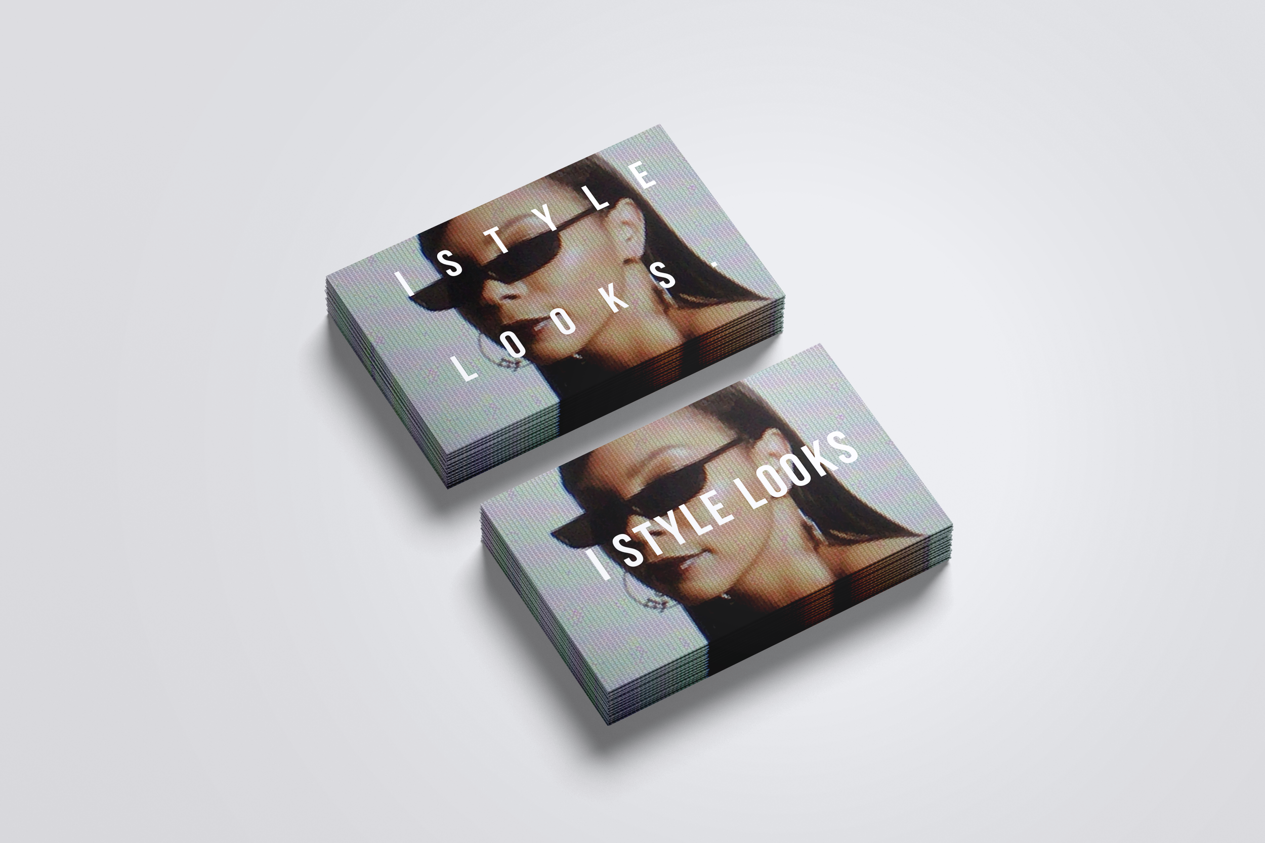 I STYLE LOOKS BUSINESS- CARDS- MOCKUP2.png
