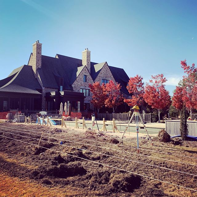 Job site visit today to a large-scales project in Montgomery, AL. We&rsquo;ve got big changes in store for this wonderful family&rsquo;s property. Stay tuned for more images in the coming months!
&bull;
&bull;
&bull;
Contractor: @hufhamfarris