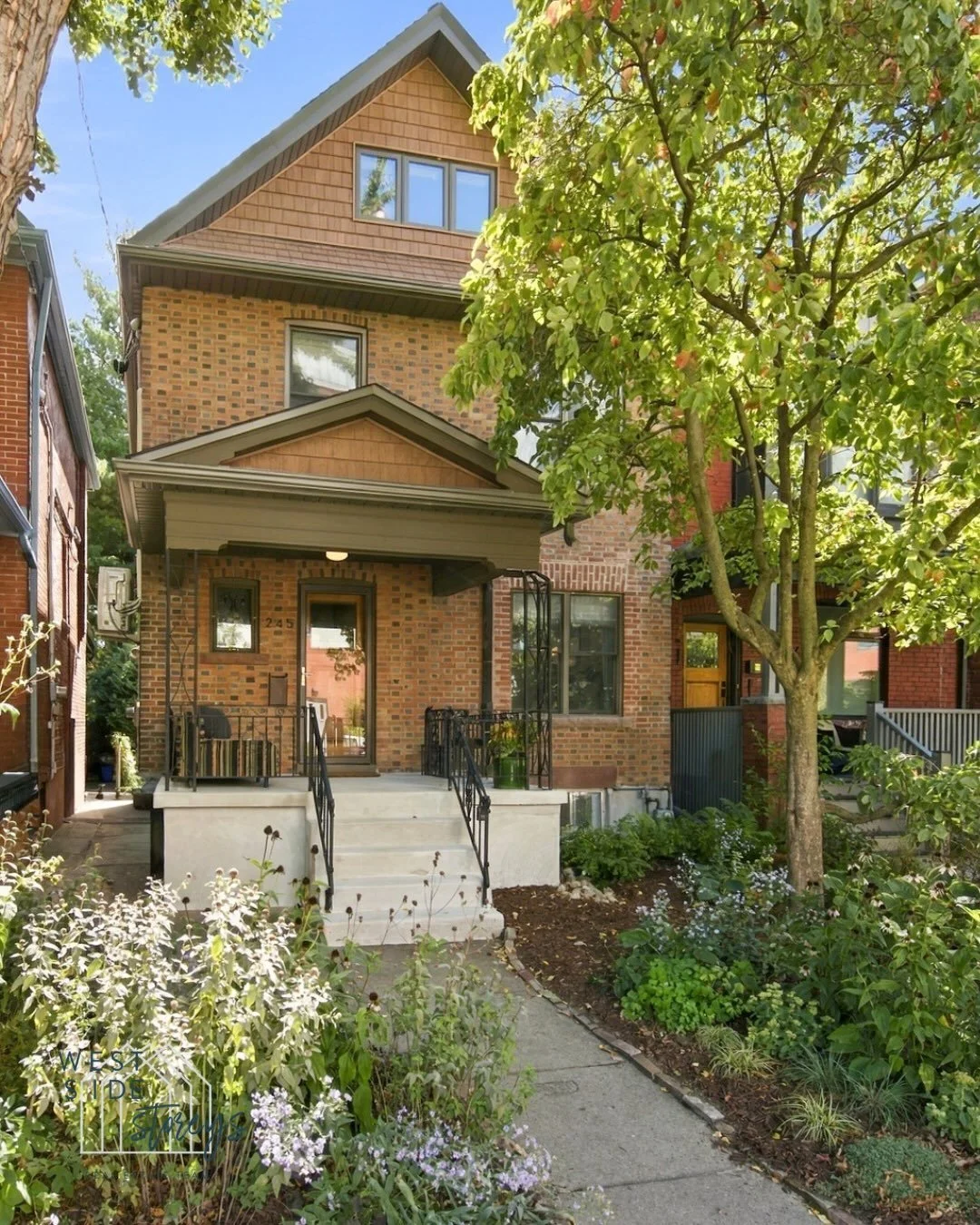 JUST LISTED 🏡 Stylishly renovated turnkey home in the heart of The Junction at 245 St Johns Road!

This fully renovated 4 bedroom/2 bath detached 2.5 storey home sits on a deep lot and blends timeless style with the comfort and functionality of mode
