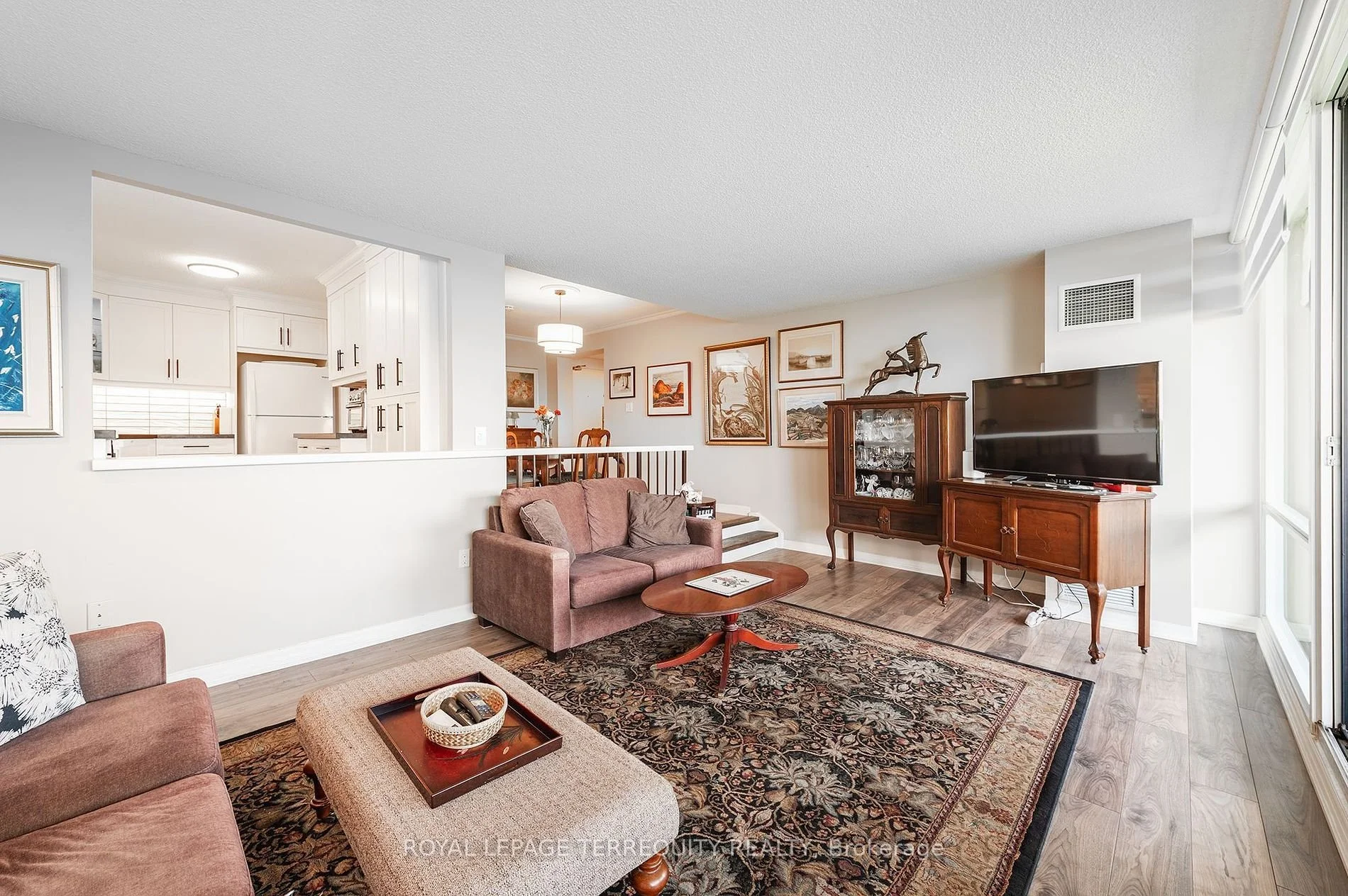 real estate agents toronto.jpeg