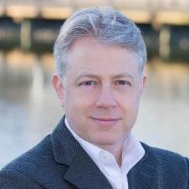 Steve Gluckman | Law Firm ELearning