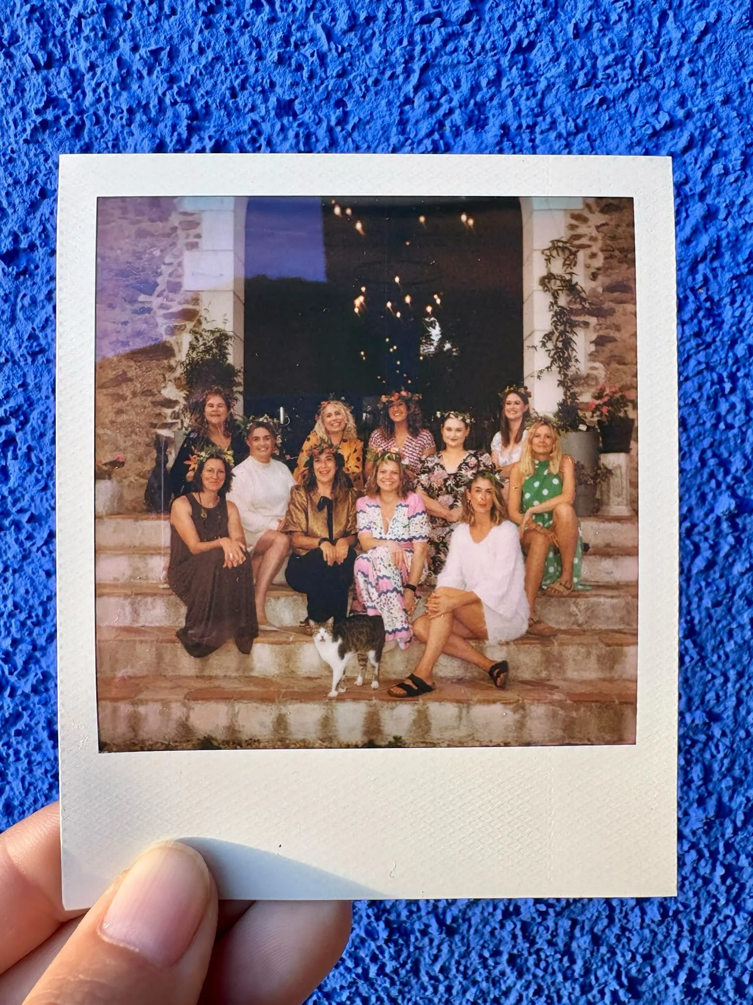 Not long back from the dreamiest week in France 🇫🇷 

The pi&egrave;ce de r&eacute;sistance of which was five wonderfully restful days spent in the little slice of heaven that is @reveretreat 

The dreamboat that is @lucywerner had gathered a sensat