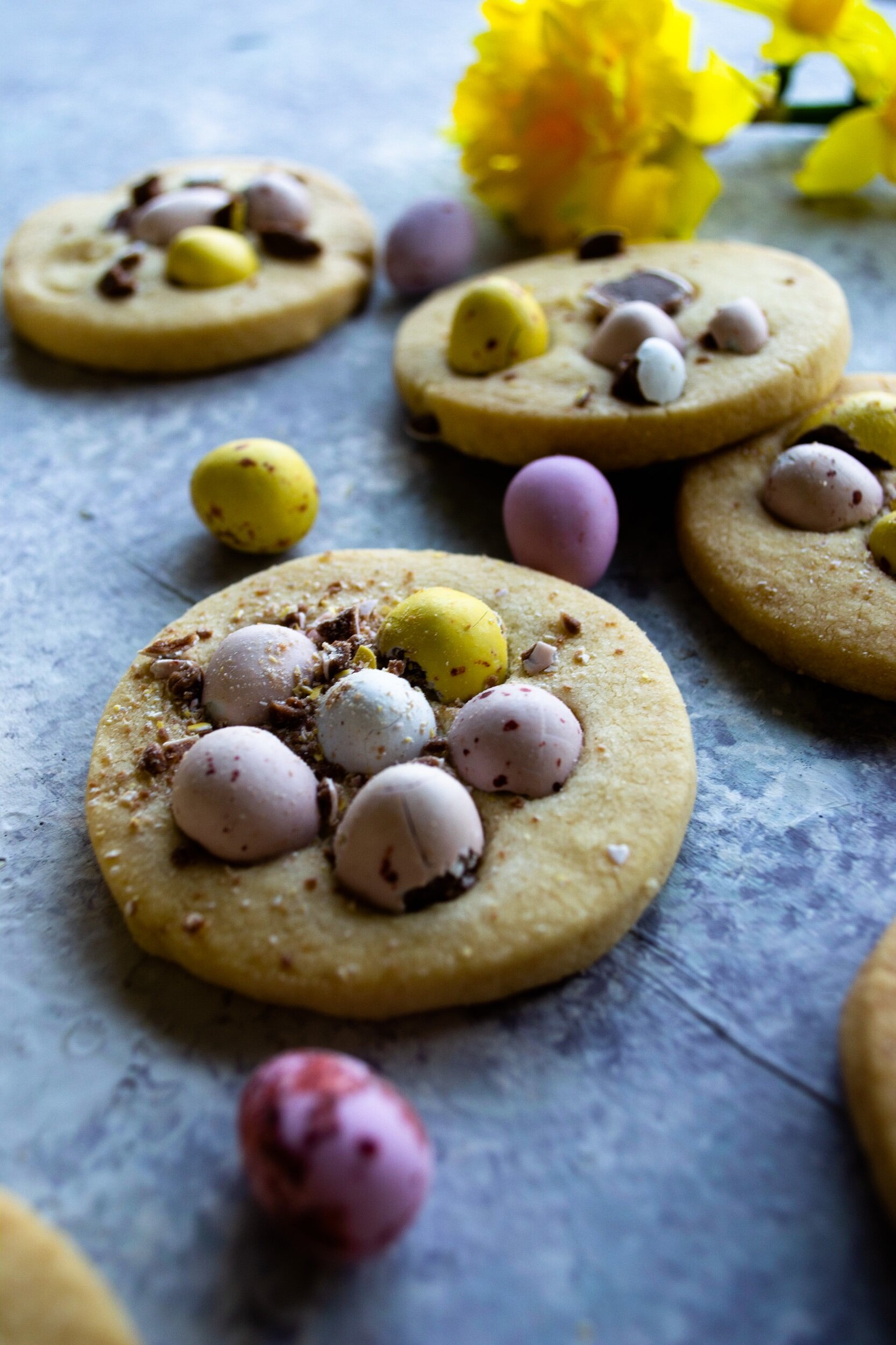 Mini Egg Shortbread