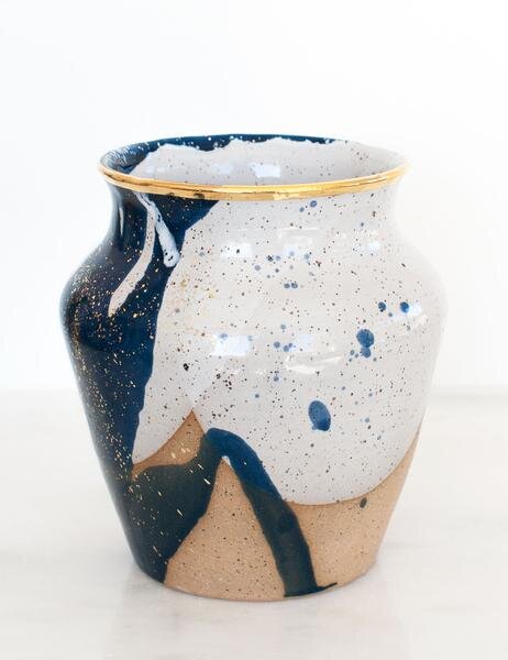 stoneware-vase-2_grande.jpg