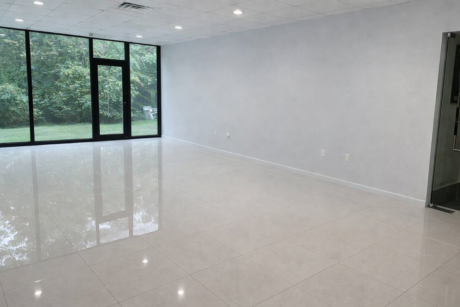 Commercial Office and Retail Cleanout