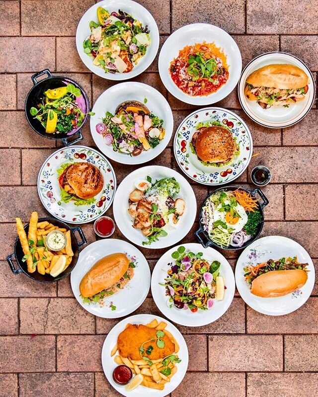 There's something delicious for everyone to enjoy at Firestone cafe ❤️ From burgers, to fresh salads, pasta and Asian-fusion dishes 🤤⁠
⁠
Find us at the following locations:⁠
📍 The Rocks⁠
📍 Westfield Hornsby⁠
📍 Eastwood (Currently called Le Bistro