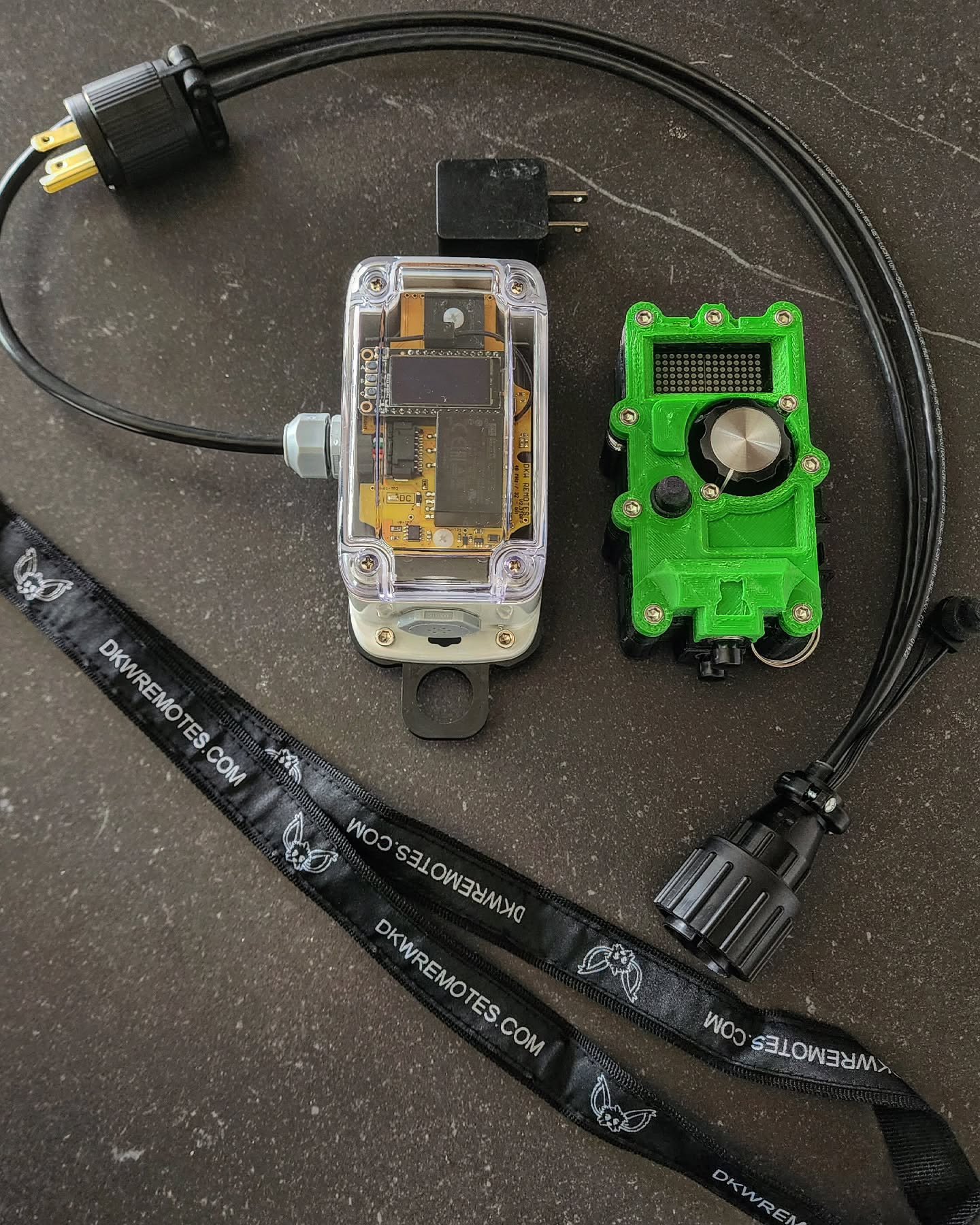 400 pro setup finished today. Heading to PA. Leadtimes are going down now as I'm past my quarterly paperwork and through some development phases on the plant setup.