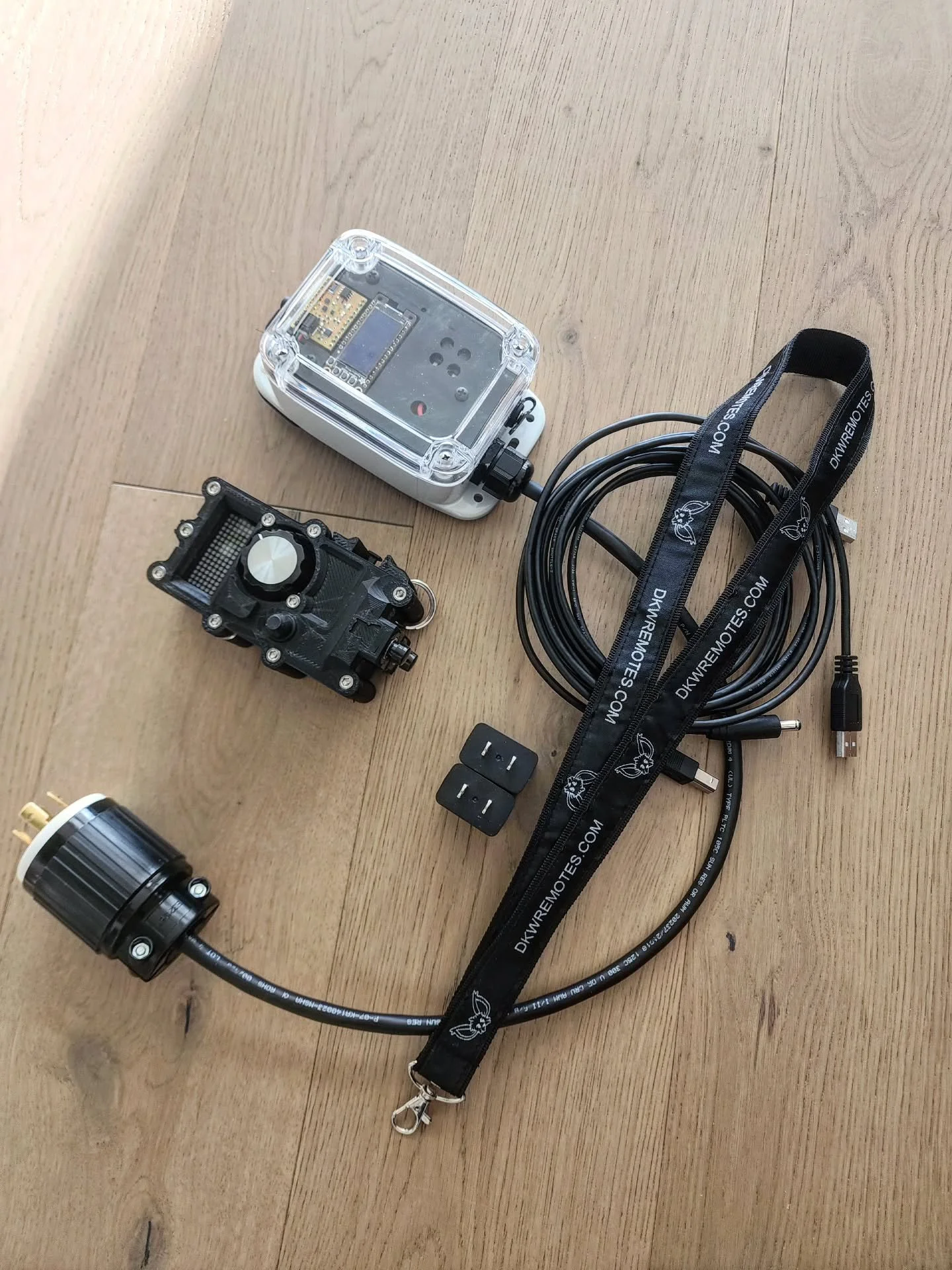 Local pickup for a 300D. Rheox remote set with a L14-20P connector. Heading to Saskatchewan