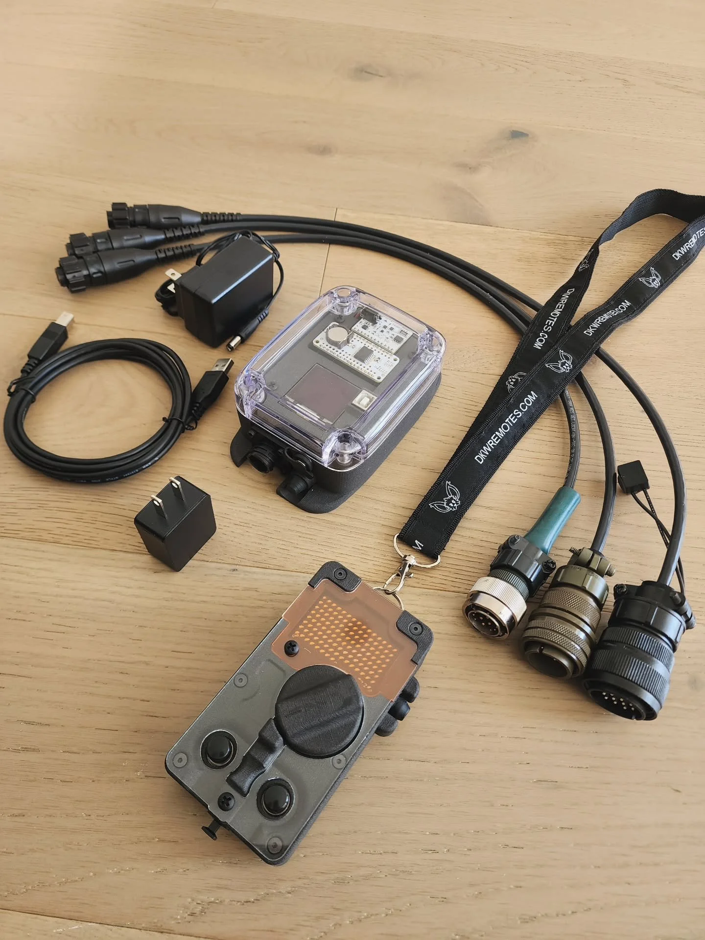 Triple adapter G1 Remote Set completed today. Unit, early next week, is heading to Napa, California.

I chose the 1/16th screen protector over the 1/8th version.

Ive seen alot of bent split key rings over the years. Going to look today for a heavier