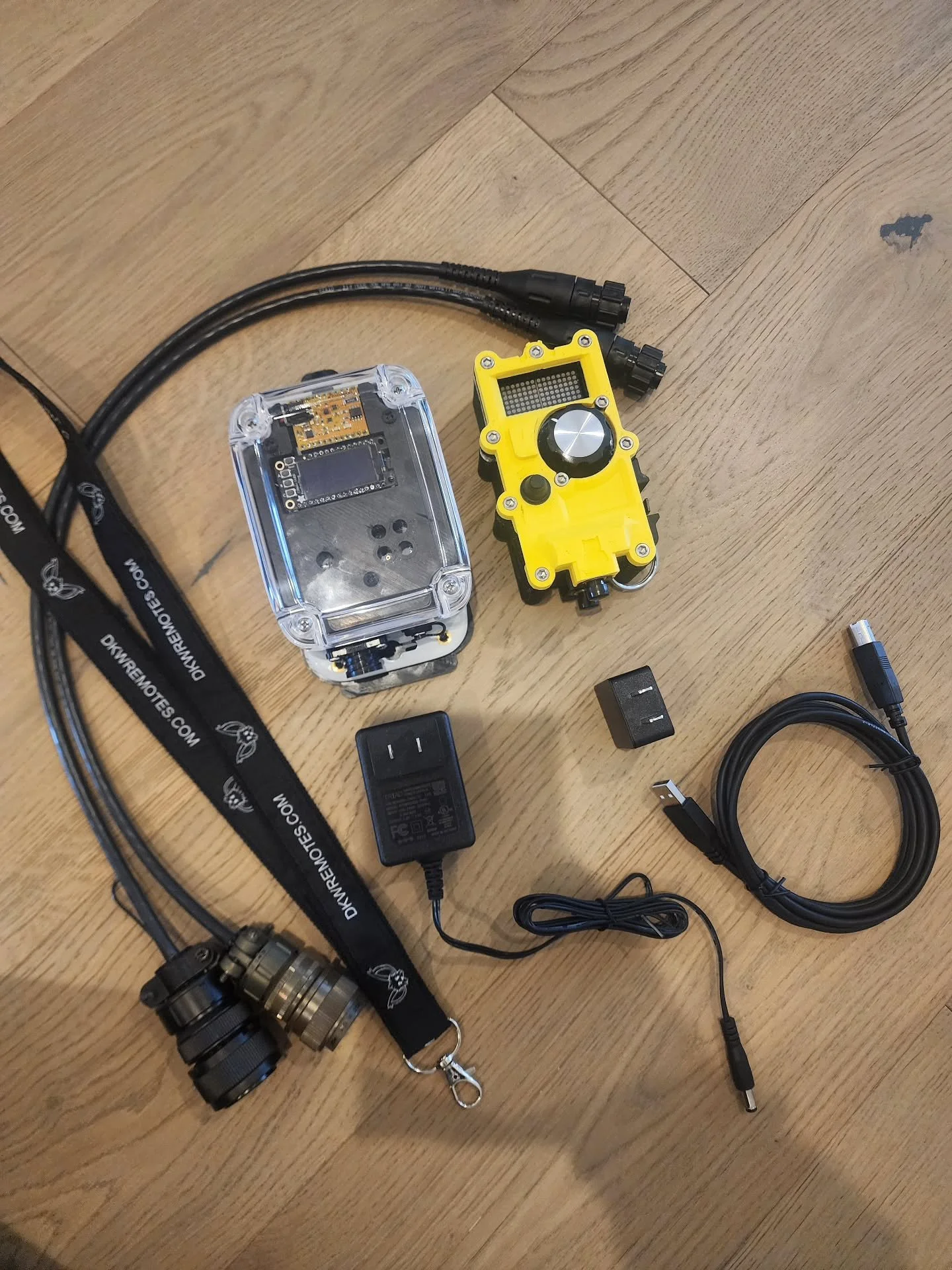 EvoR Plant Setup heading to Florida. Gonna be put to work at SpaceX. Not included in picture is 3x stickers and spare replacement screen.