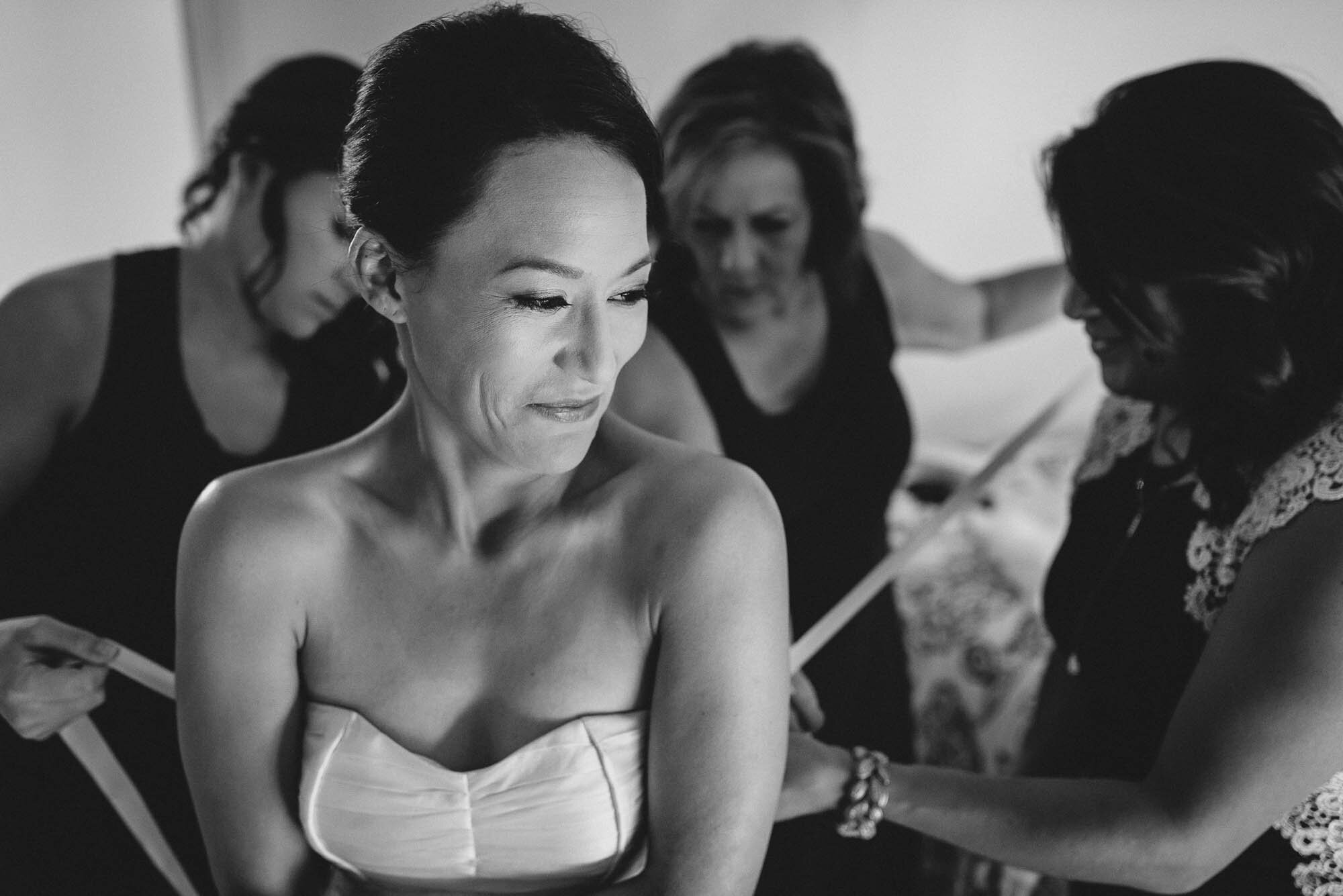 rays-boathouse-wedding-getting-ready.jpg