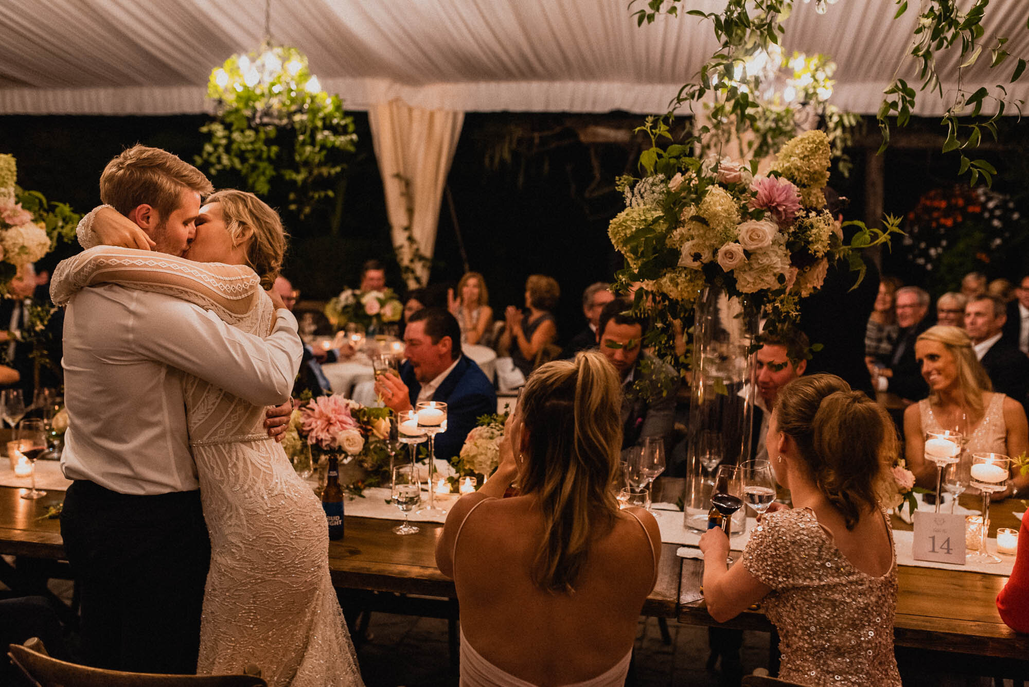 chateau-lill-outdoor-wedding-reception-candid_0001.jpg