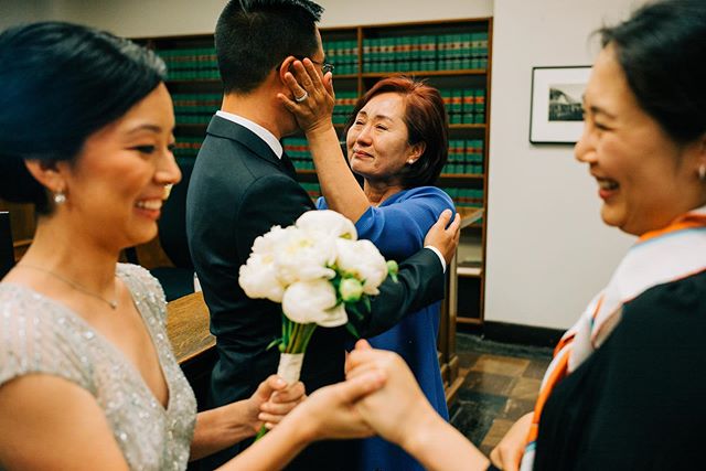 Bride, groom, mother of groom, friend who set them up. Love moments like this so much &hearts;️
.
.
.
.
.
#seattlecourthousewedding #seattledocumentaryphotographer #candidweddings #weddingmoments #theknot #elopementweddings #bridetobe2020 #beautiful 