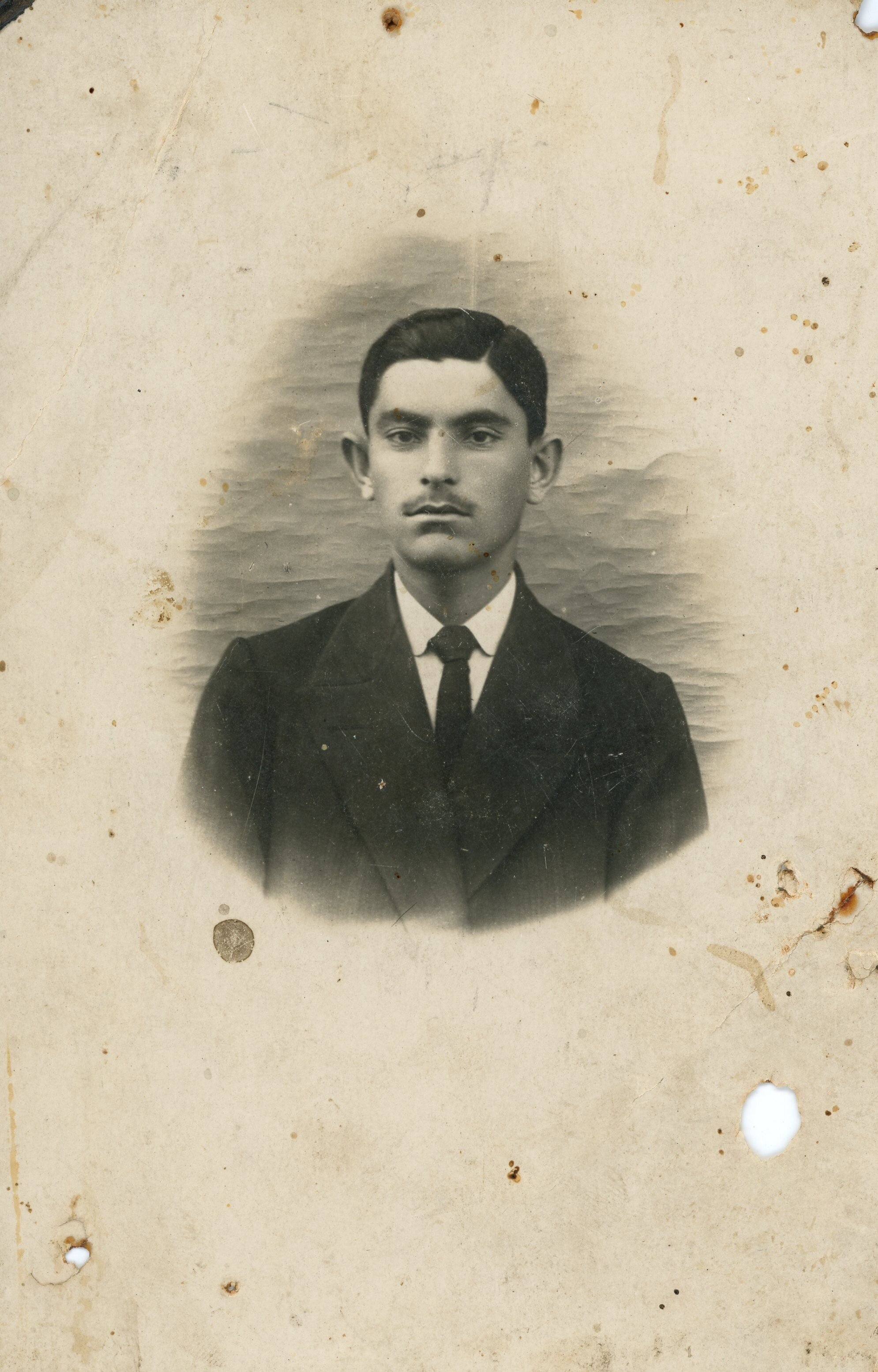 Unknown+Man+6.jpg