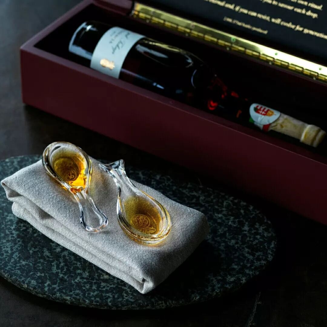 Essencia is one of the great dessert wines of the world.  So sweet and luscious that it typically takes 5+ years to ferment to just 5% alcohol. It is so powerful that it is traditionally served on a crystal spoon.