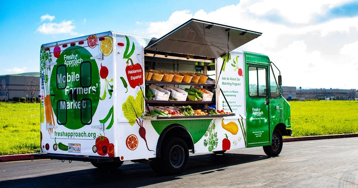 How the Fresh Approach Mobile Farmers' Market Is Making Local Organic Foods More Accessible