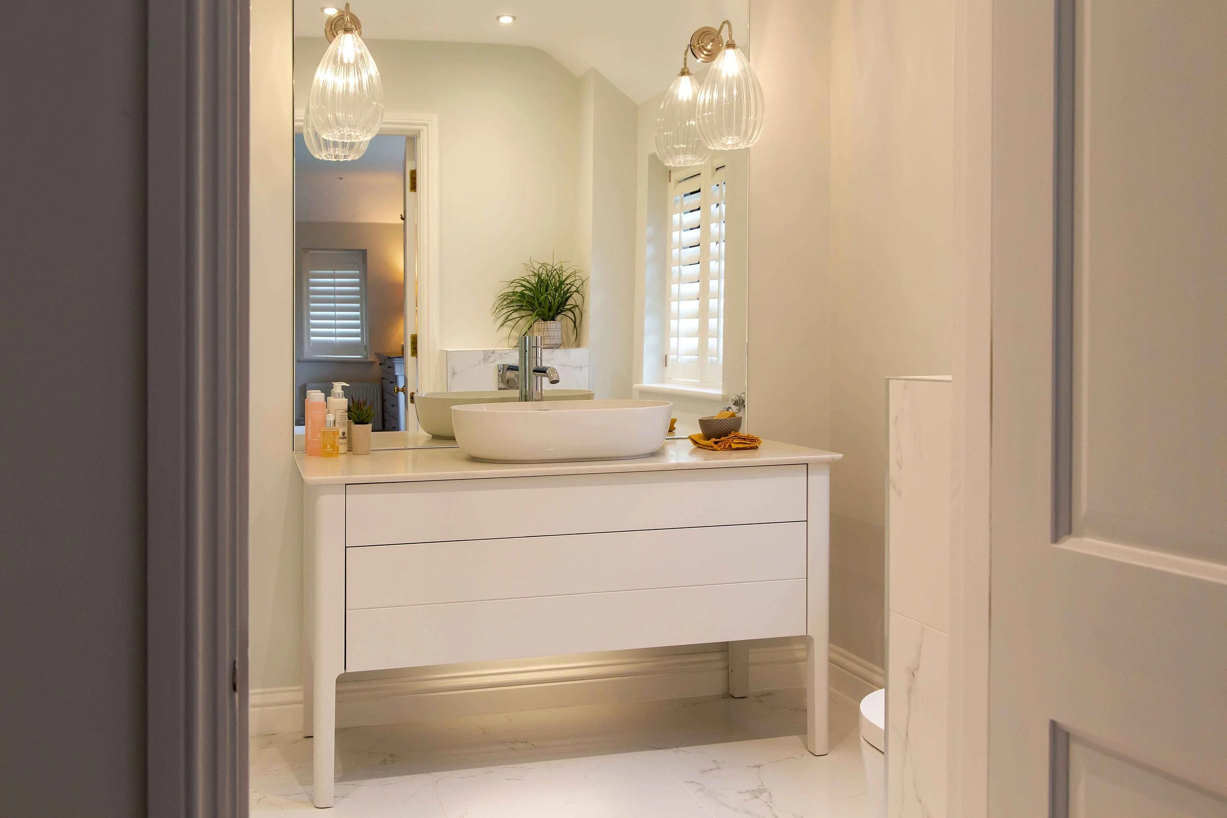 bathroom wall lights in mirror