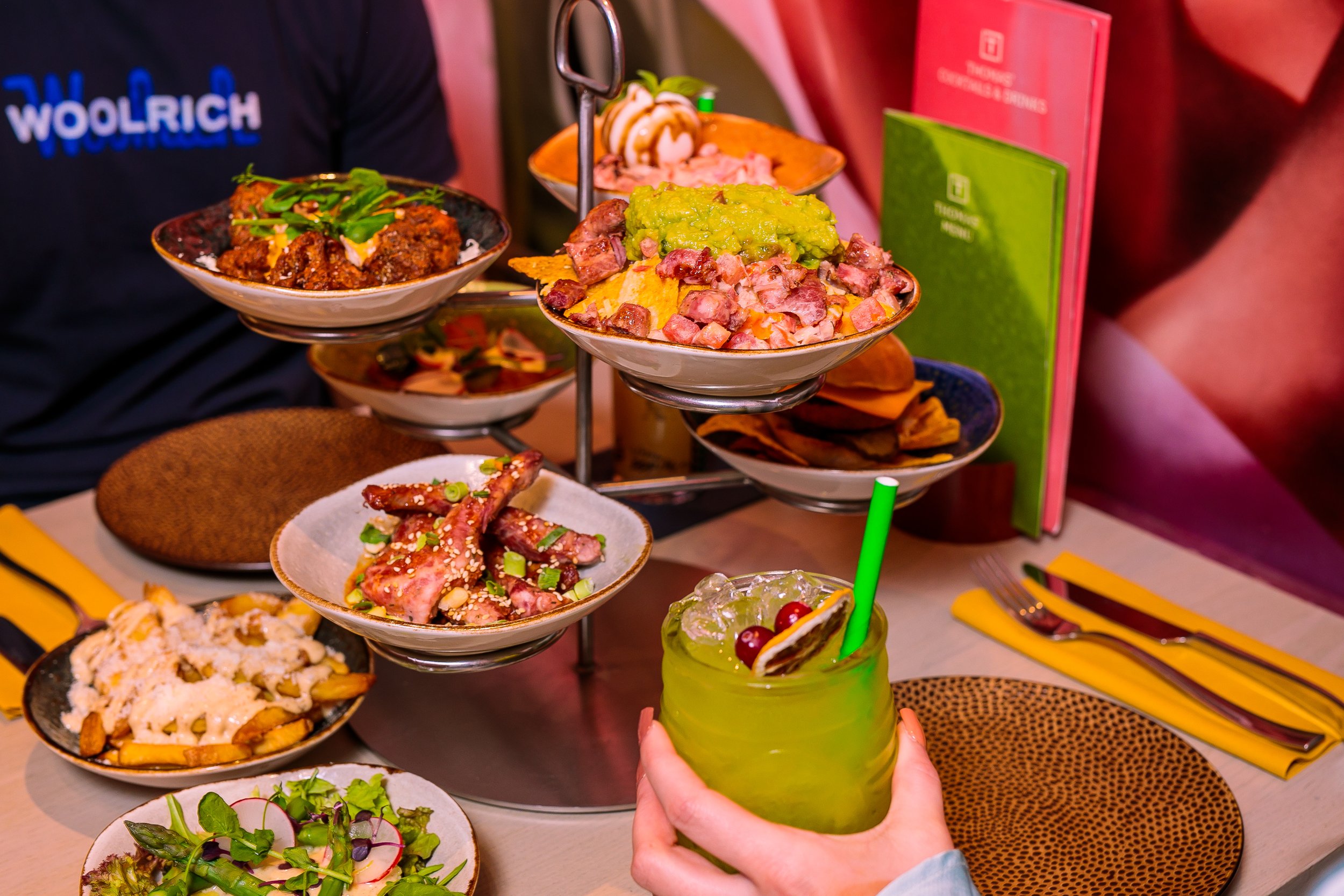 Geniet van een unieke en flexibele eetervaring met het Dinner Tree bij Thomas Eindhoven, waar je zelf je favoriete gerechten kiest en jouw culinaire avontuur samenstelt.