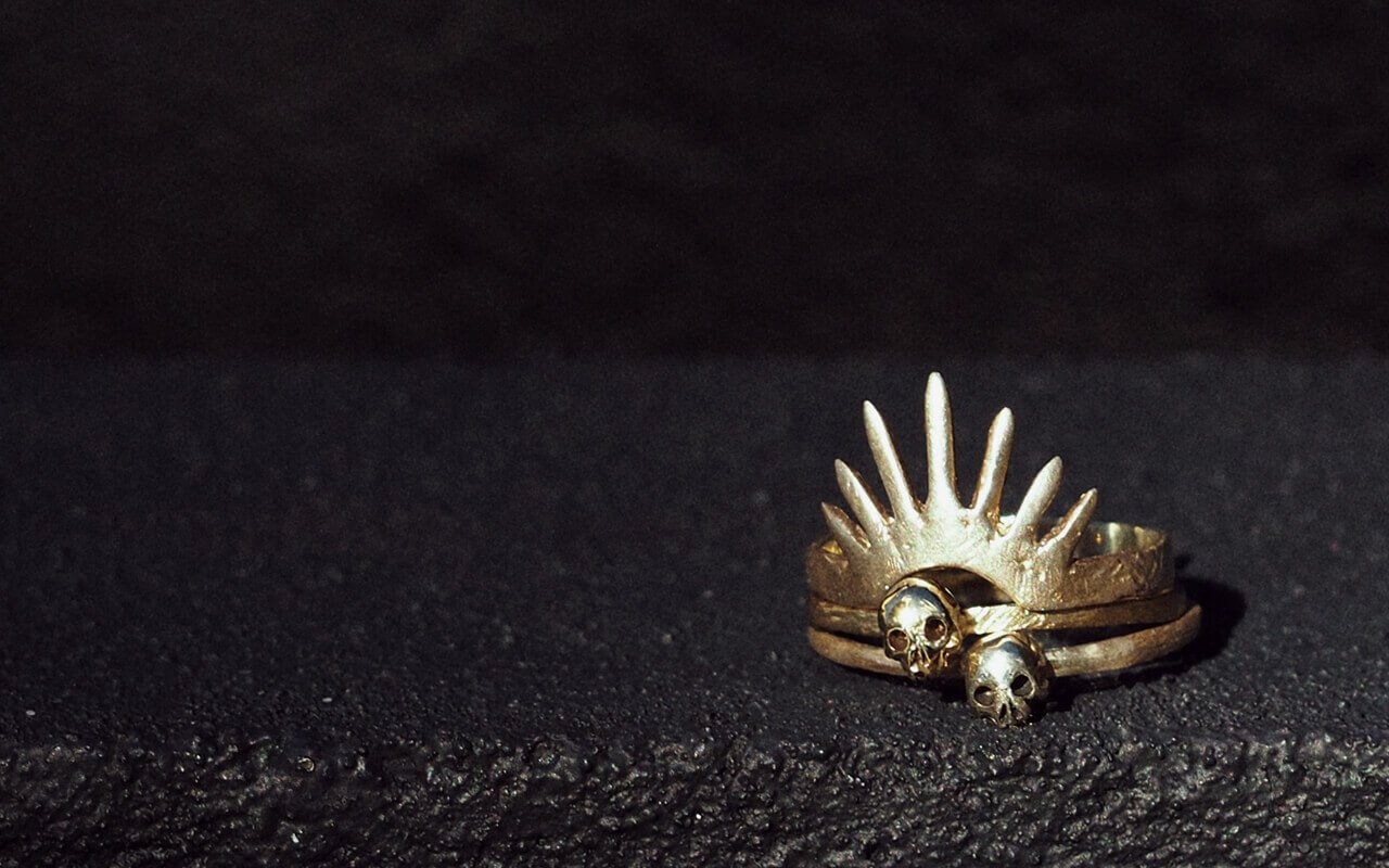 Blanche-skull-ring-gold-silver-Villefort-spiked-halo-SLAB-Jewellery.jpg