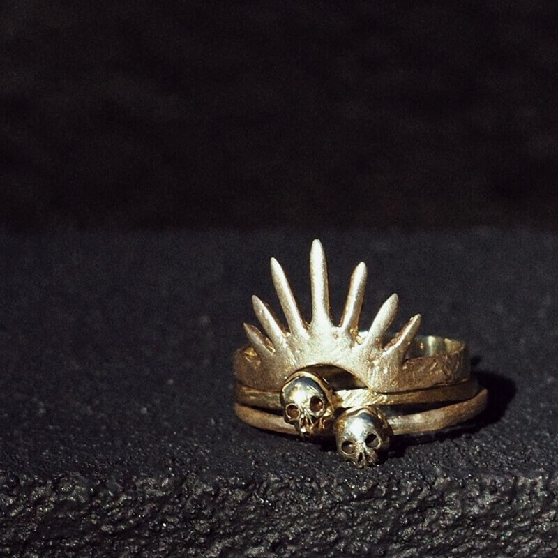 Blanche-skull-ring-gold-silver-Villefort-spiked-halo-SLAB-Jewellery.jpg