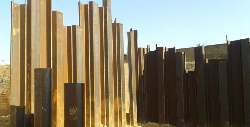 Sheeet pile kampala.JPG