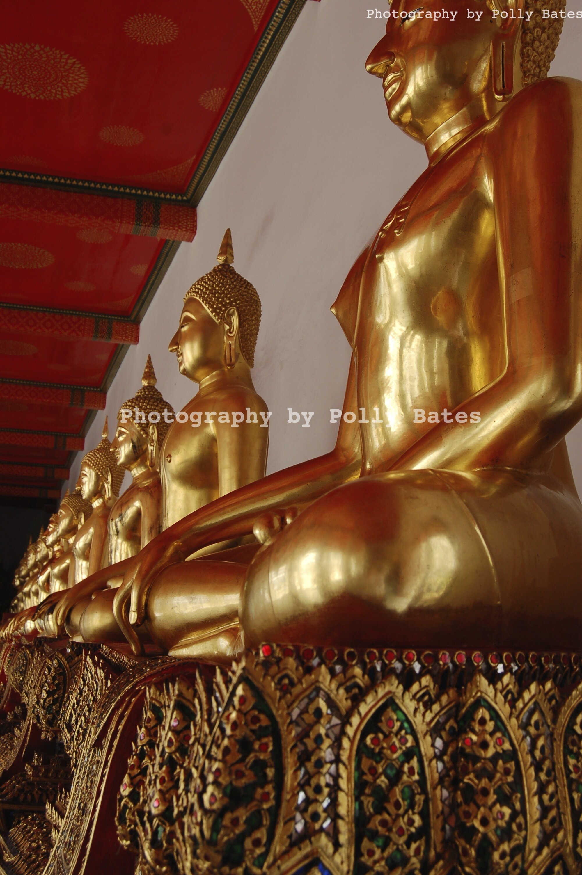 Polly Bates Thailand Temple Photography 6.jpg