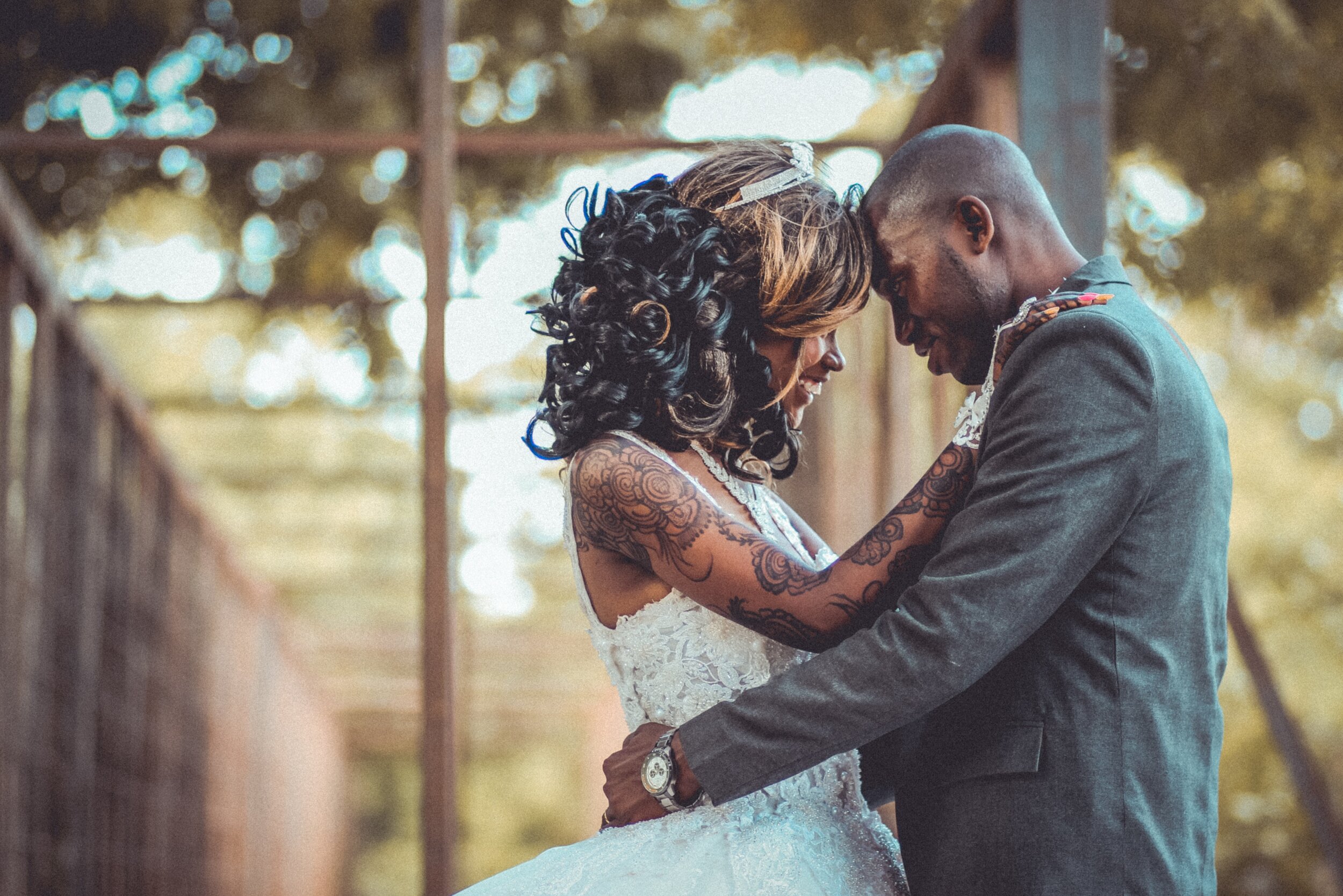 bride-and-groom-photoshoot-1801263.jpg