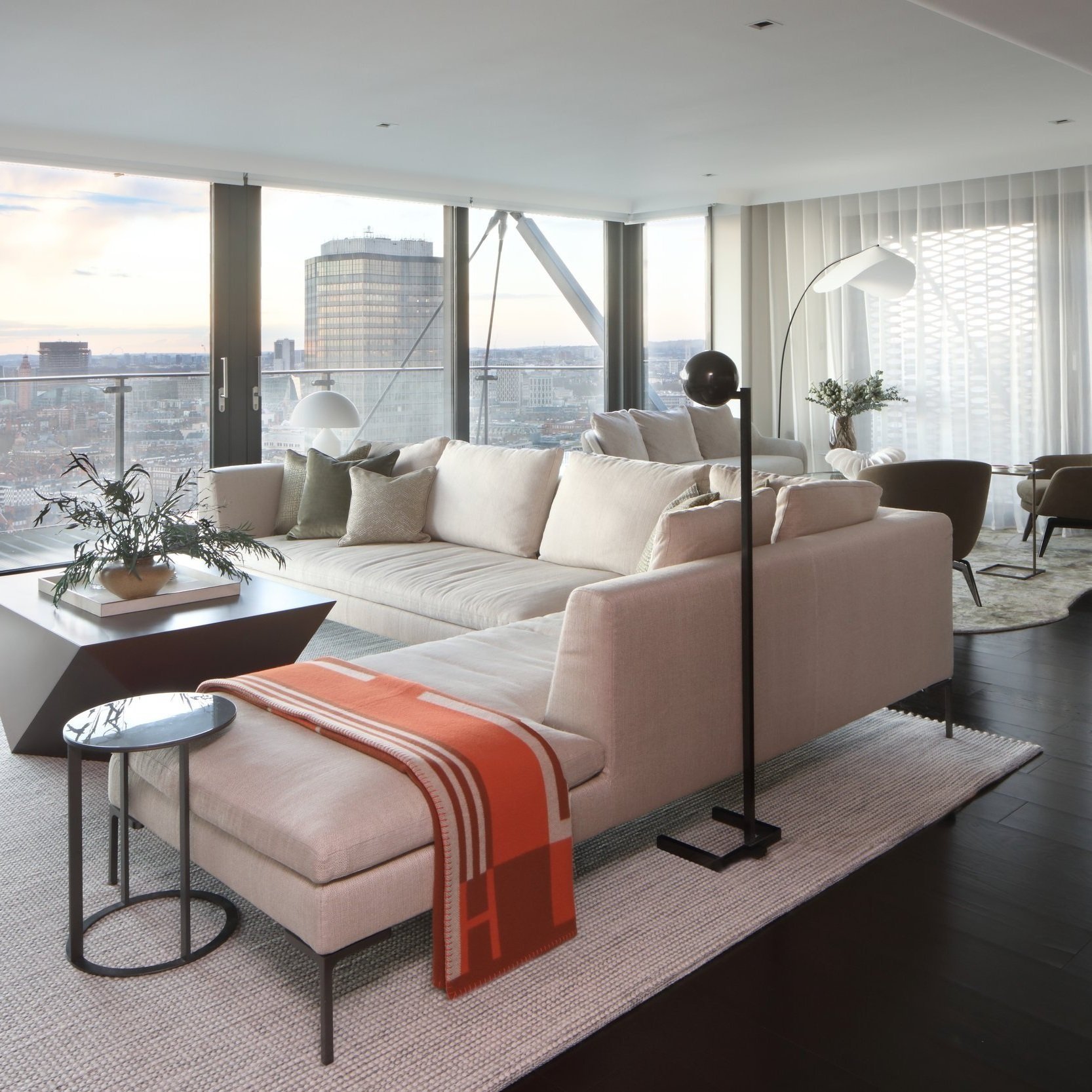 Penthouse, River Thames