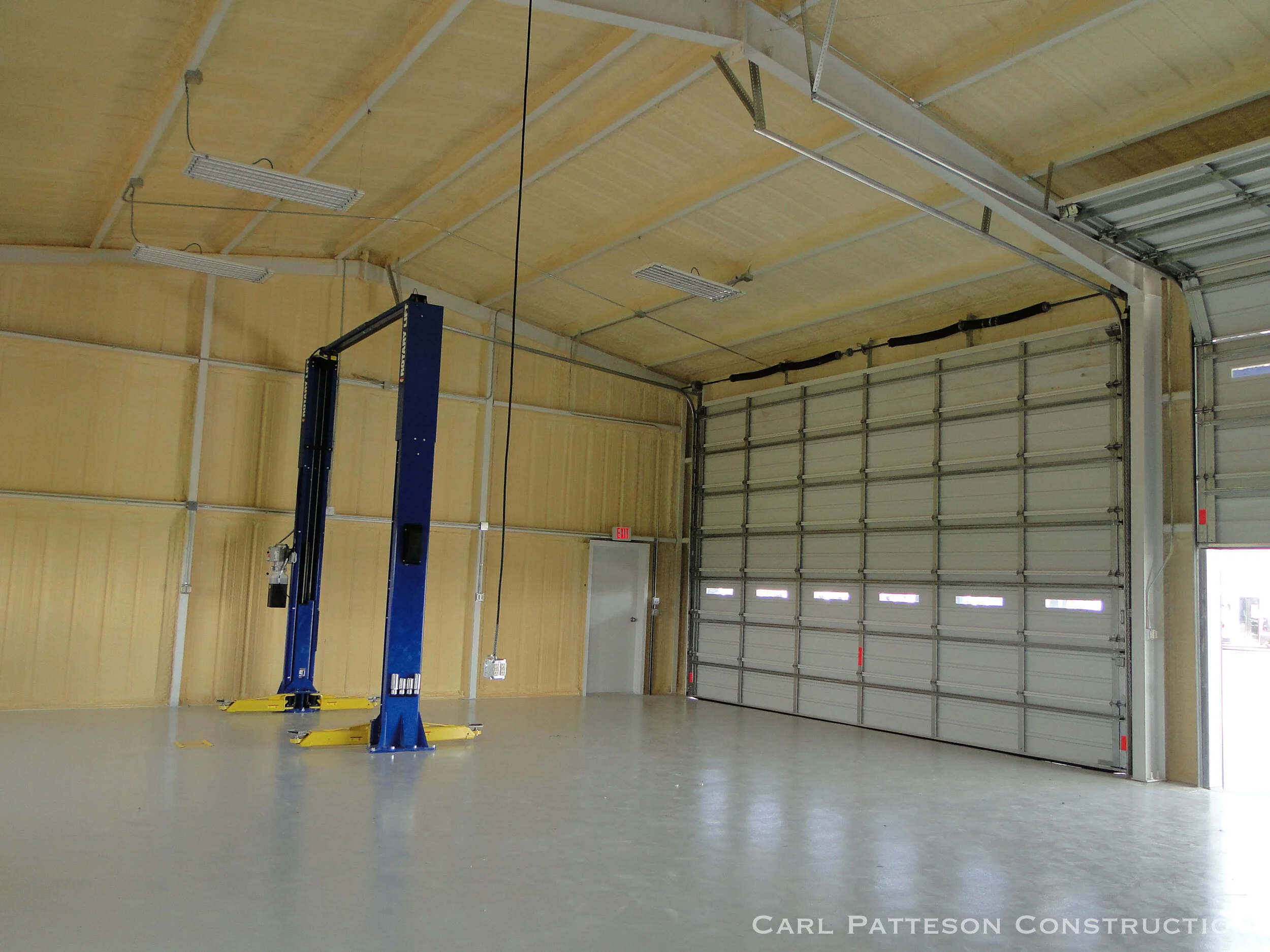 Commercial Automotive Bay