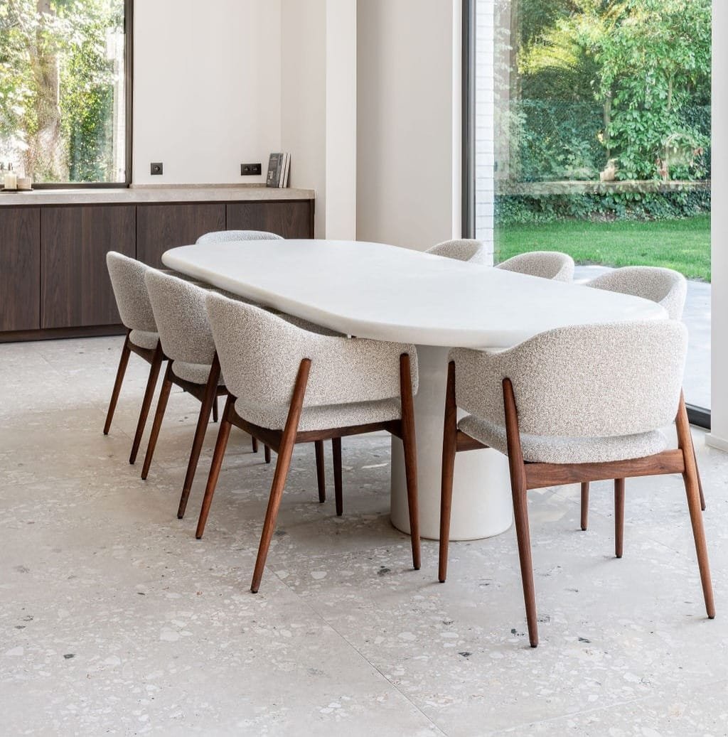 mortex eettafel ovaal.jpeg