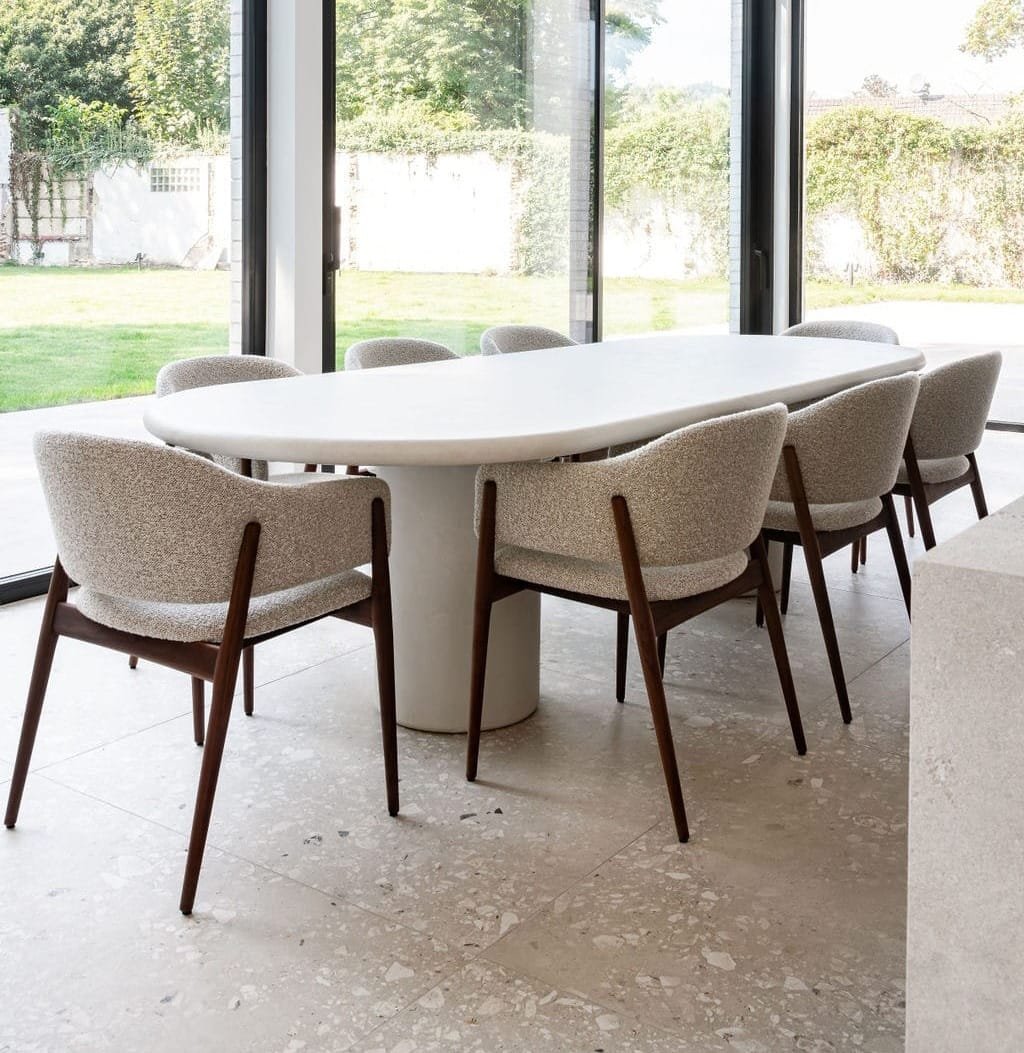 mortex eettafel ovaal 2.jpeg