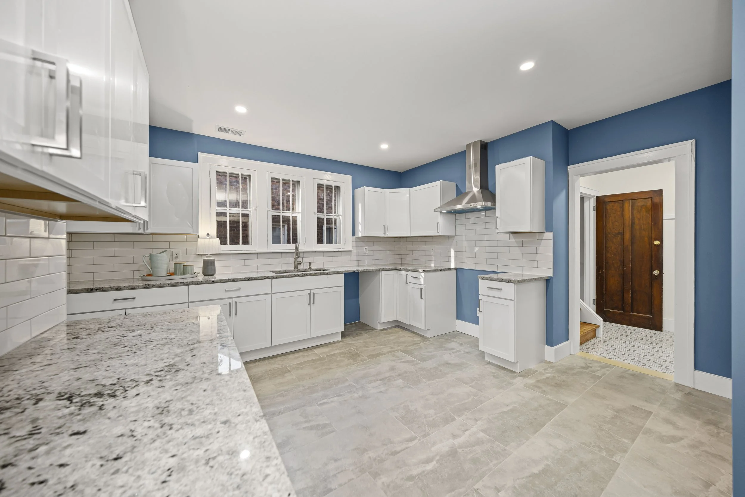 013 - 561 Lakewood - OnDemandPix Photography.jpg