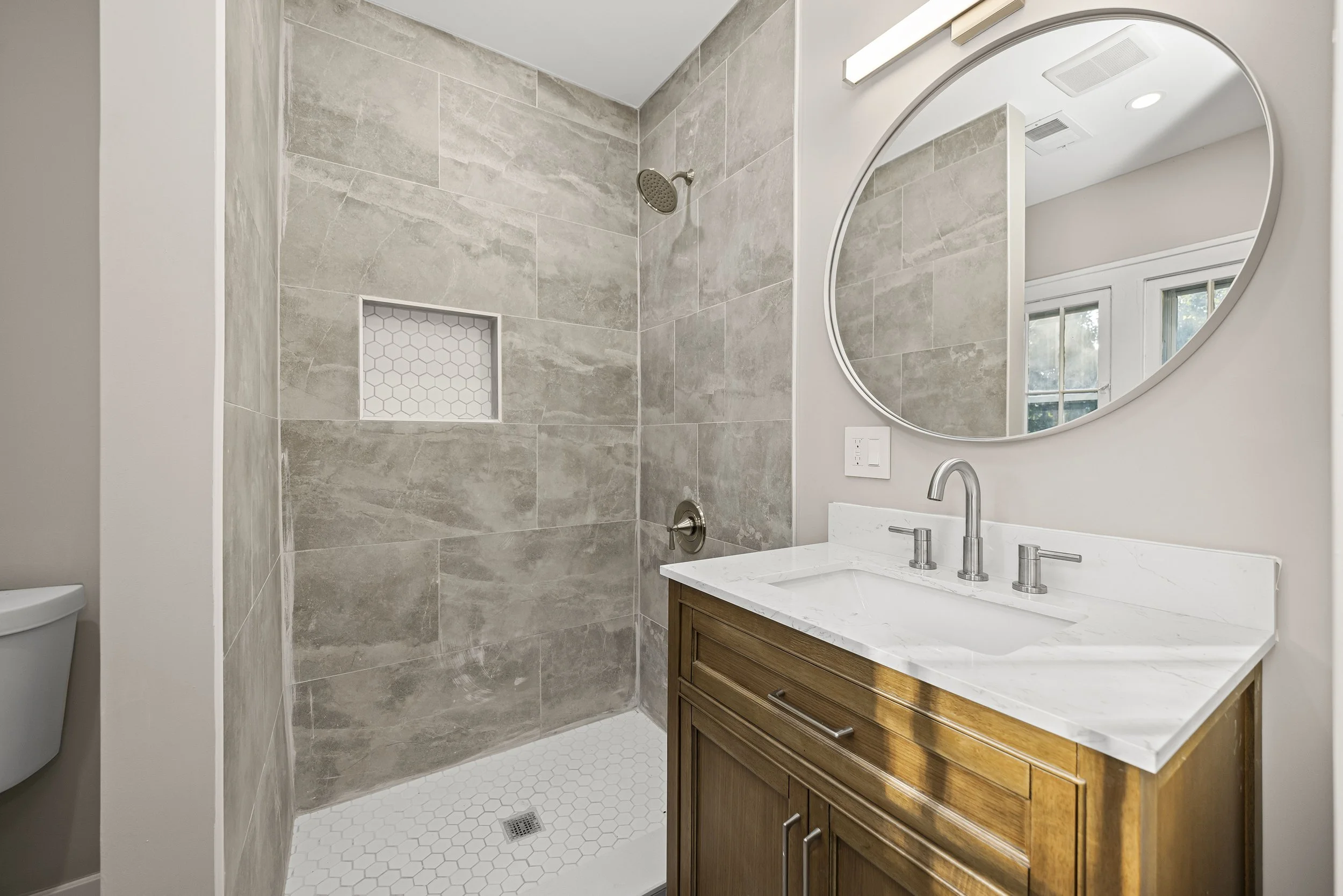 16 - 561 Lakewood - OnDemandPix Photography.jpg