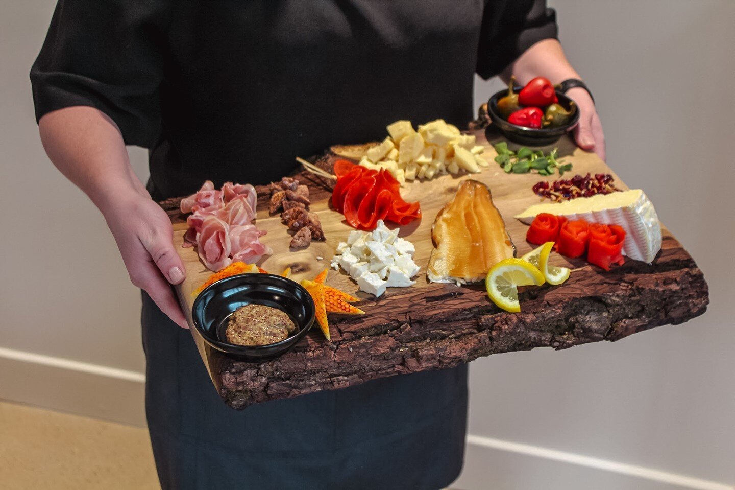You're looking awfully charCUTE-rie today! Adding a grazing board to your event is a perfect way to satisfy the taste palettes of all of your guests. 
-
-
#CharcuterieBoards
#ColoradoCatering 
#ColoradoEvents
#NOCOEventVenue