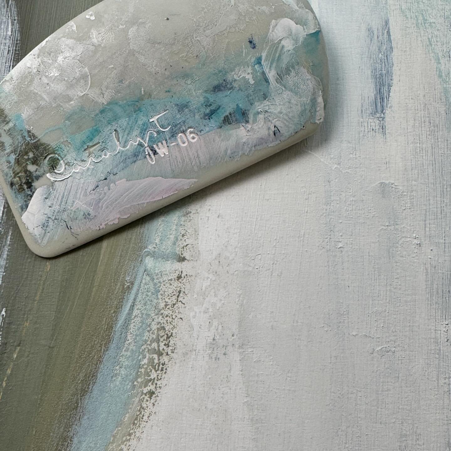 Do you use these Catalyst (or similar) tools?  I&rsquo;m using them more and more and have stopped cleaning them after a session now.  Sometimes the dried layers are beautiful and I&rsquo;ve found that the paint scrapes/peels off really well and mean