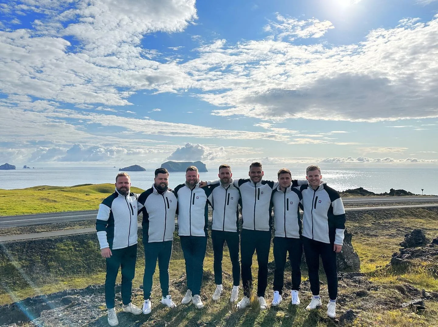 &THORN;j&oacute;&eth;h&aacute;t&iacute;&eth; 2023🔥
Takk k&aelig;rlega fyrir okkur! &THORN;a&eth; er alltaf jafn st&oacute;rkostleg upplifun a&eth; f&aacute; a&eth; halda uppi stanslausri stemningu &iacute; Herj&oacute;lfsdal fram &aacute; rau&eth;a 