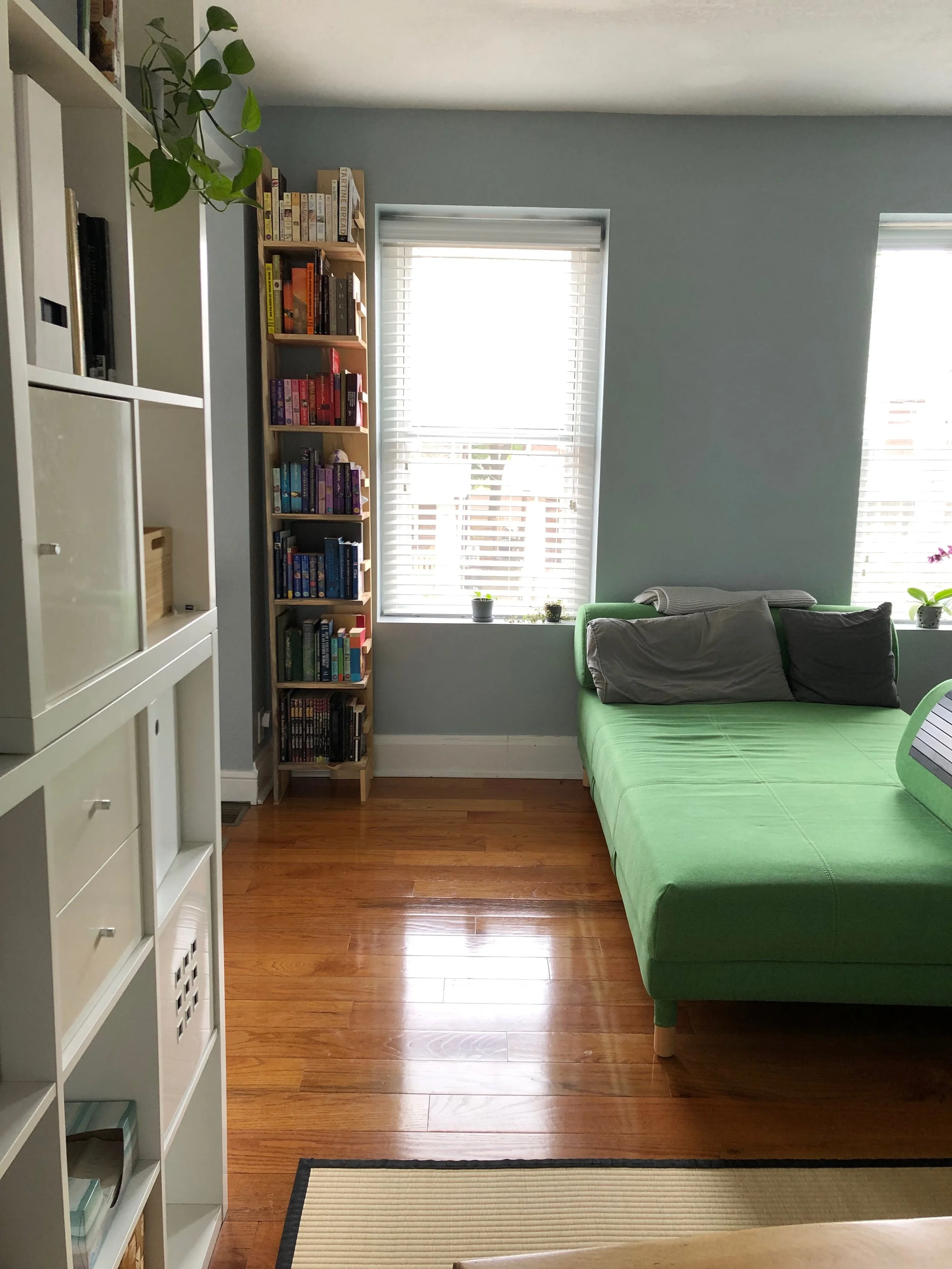 Nesting: in 400 sq ft
