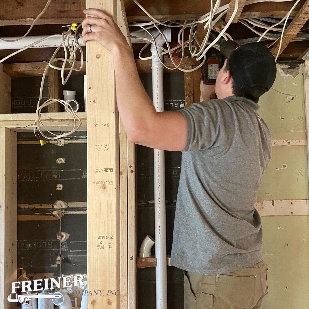 The quality of our work is extremely important to us. Our entire team goes above and beyond on projects, whether it&rsquo;s a simple leak fix or re-plumbing an entire house during a remodel. ⁠
⁠
⁠
#plumbingboston #belmontma #craftmanship #boston #new