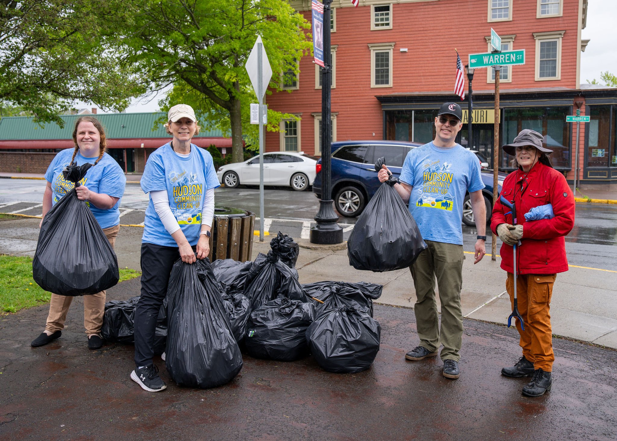 hudsoncommunitycleanup2024-47.jpg