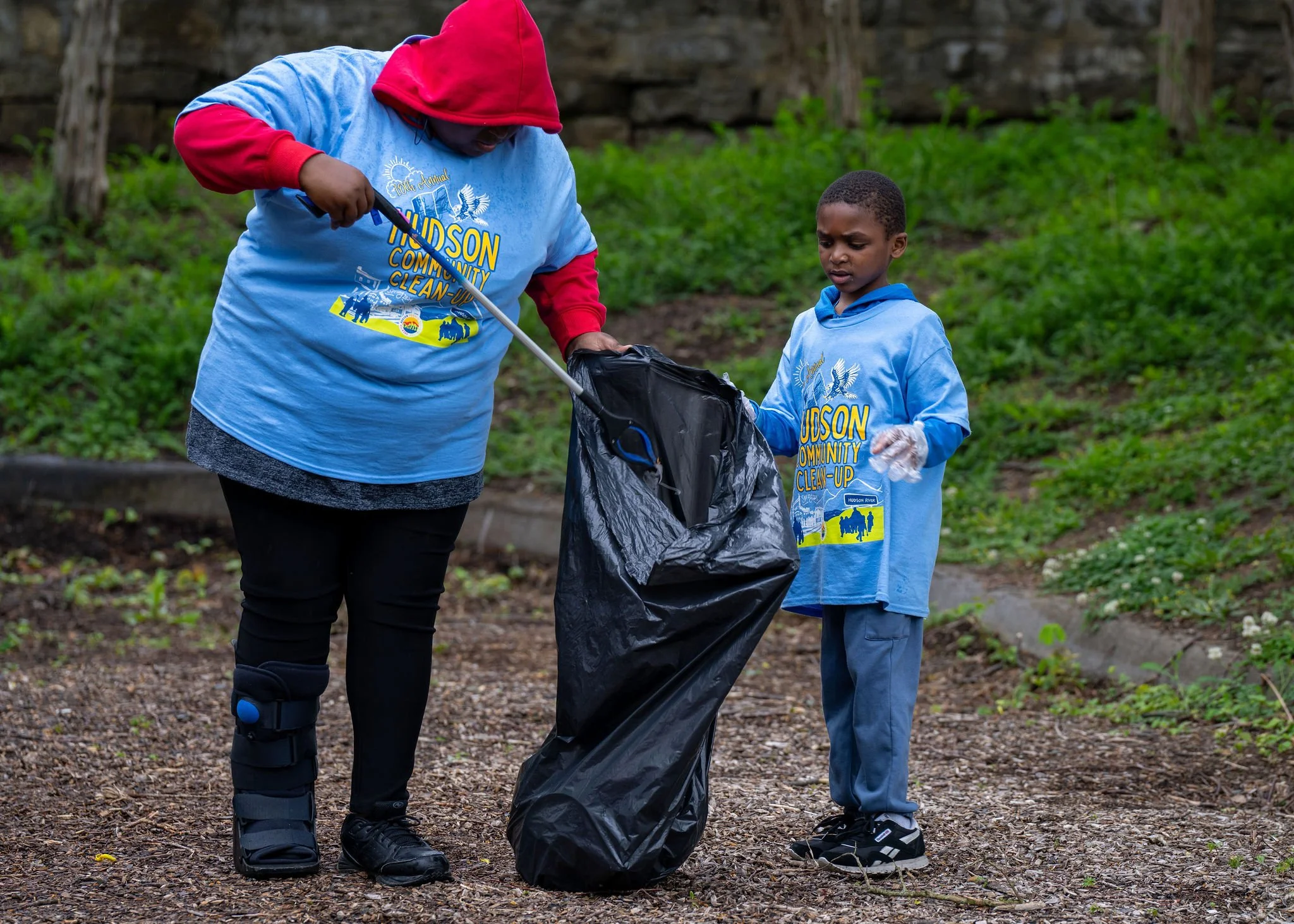 hudsoncommunitycleanup2024-39.jpg