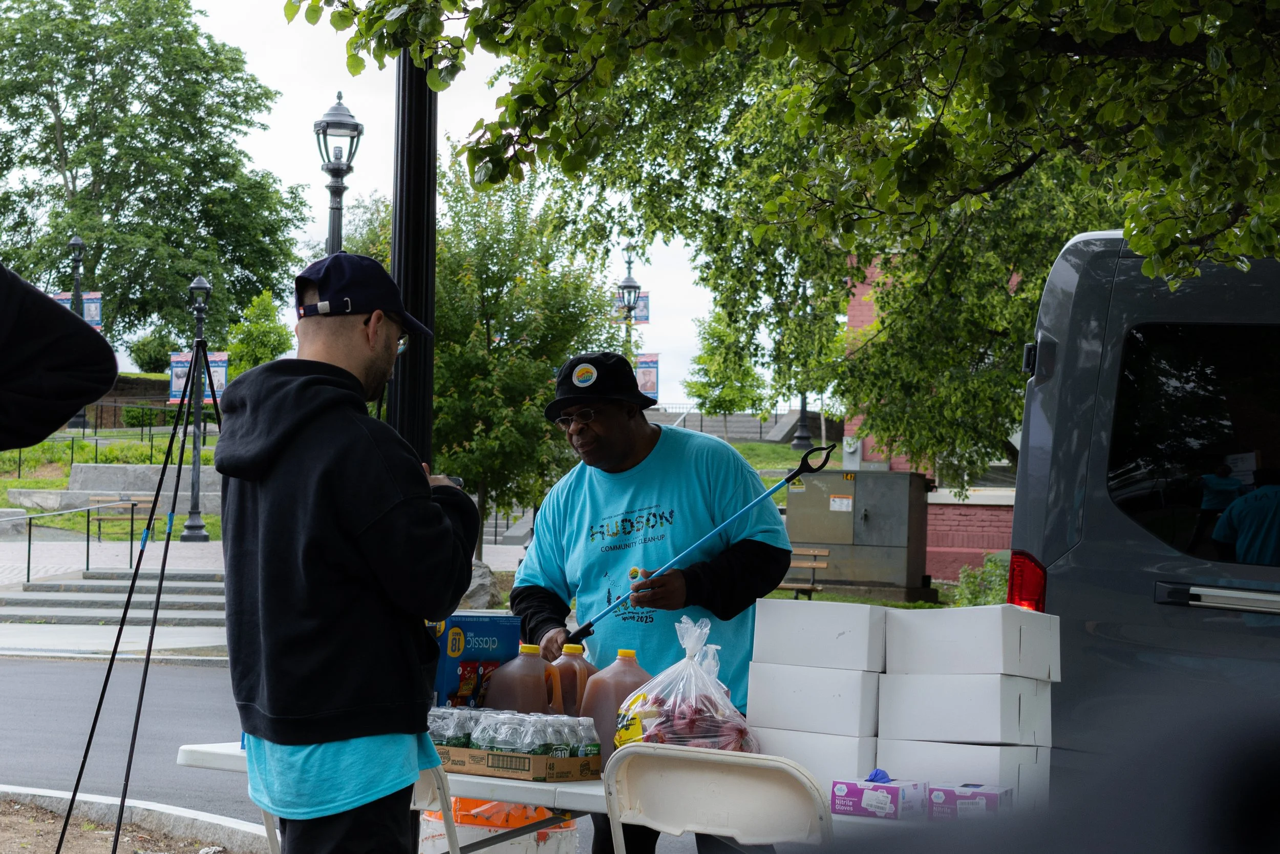 Community Cleanup-012.jpg