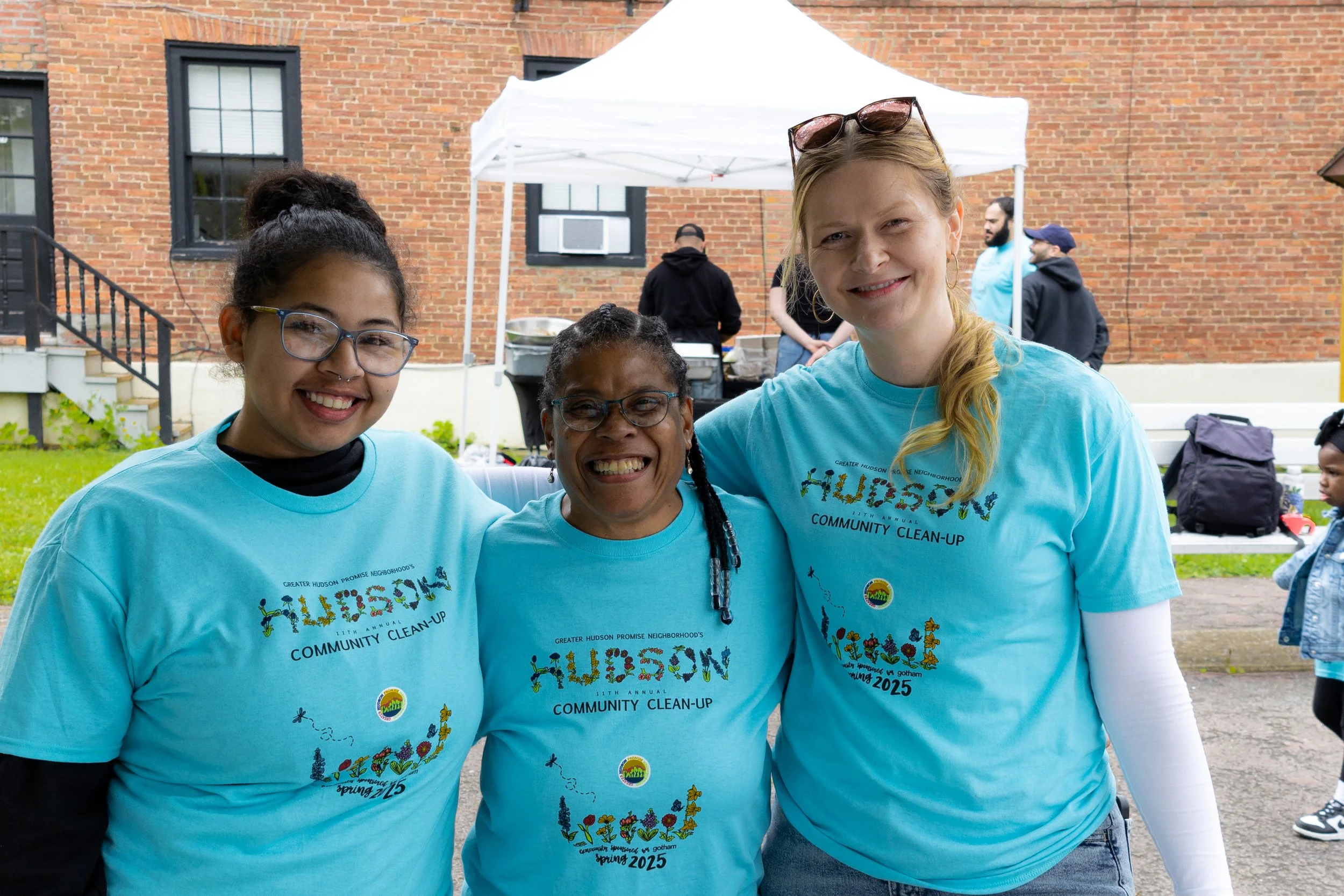 Community Cleanup-017.jpg