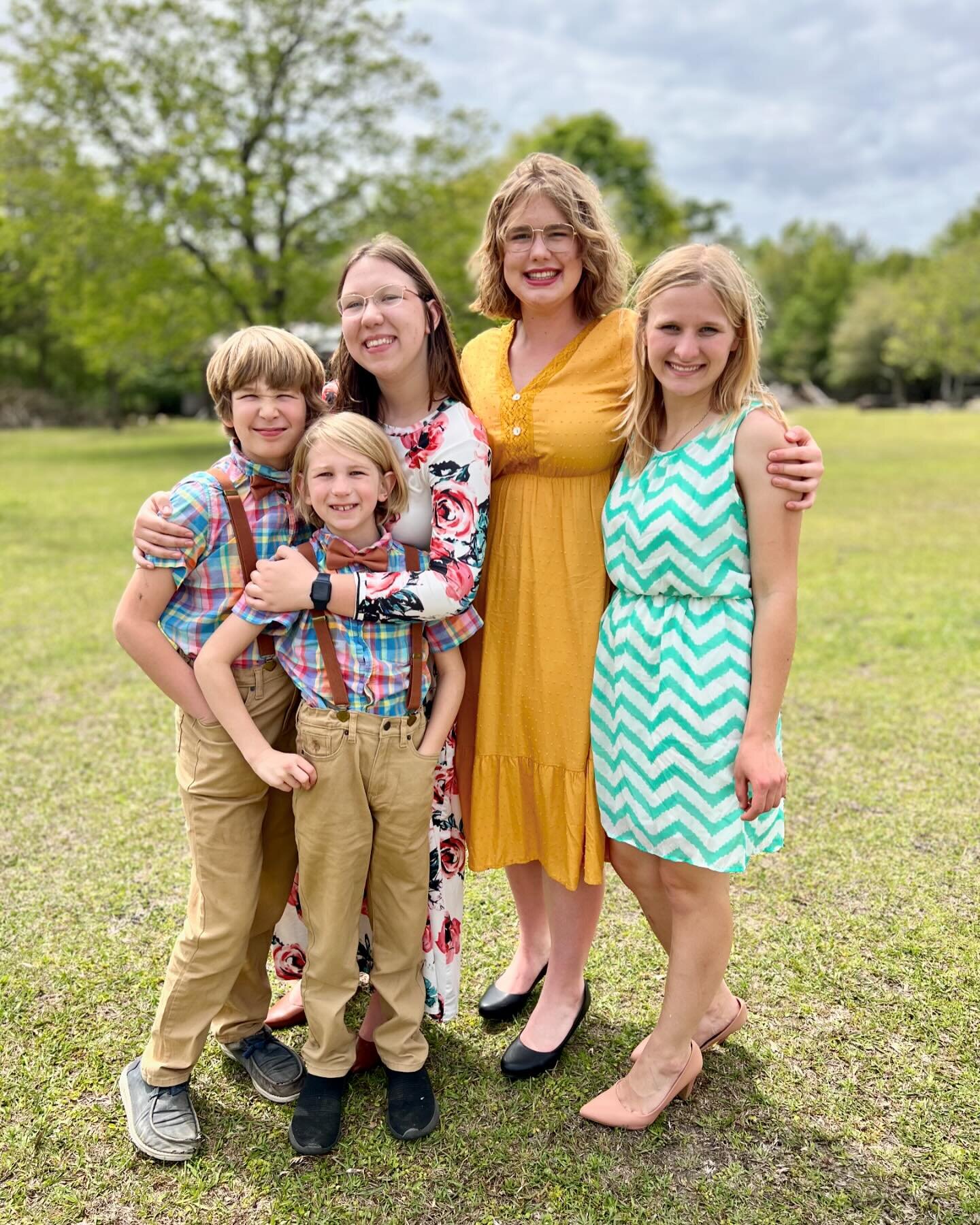 &ldquo;He is not here for He is risen.&rdquo; Matthew 28:6

Happy Easter from my family to yours. Jesus is risen!❤️

#calledtobecreative #risenmotherhood