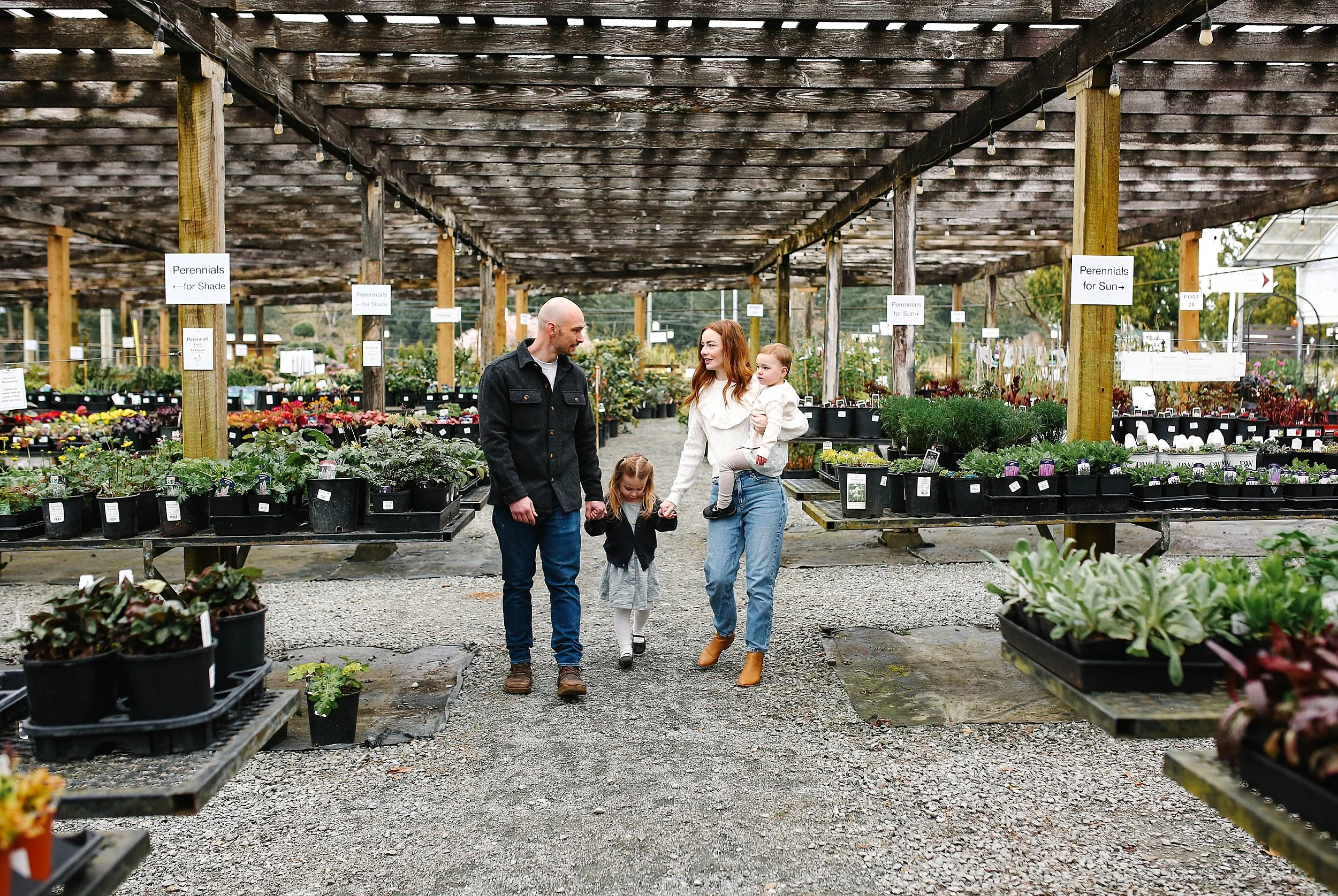 Spring Minis | Family Photographer - Duncan, British Columbia 