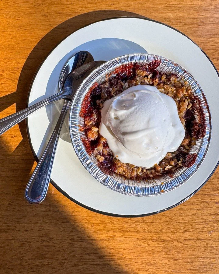 🎃PEAK FALL DESSERT SPECIALS THIS WEEK🍂

- Grapple Crumb with concord grape, apple, cornflake crumb and sour cream ice cream.

- Pumpkin Spice Ice Cream Sando with cold brew ice cream in a pumpkin spice cookie, topped with caramel and crunchy mering