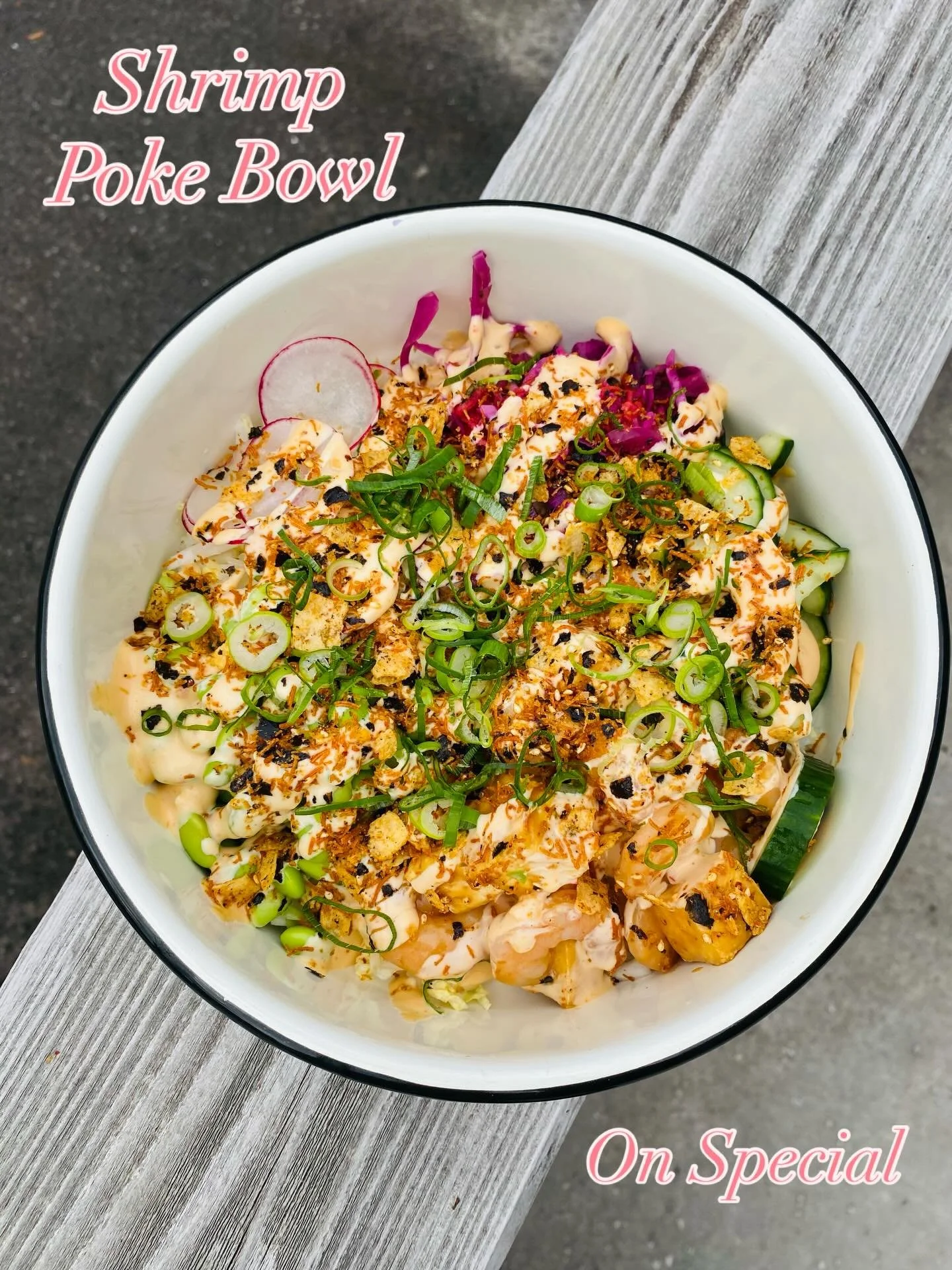A 68 degree day calls for a fresh special to match it! 🌤️

Shrimp poke bowl with rice, cabbage, shrimp, tofu, cucumber, edamame, radish, poke sauce, spicy mayo, potato chip furikake, and scallion. 🦐

The garage door is open, beer is flowin and ther