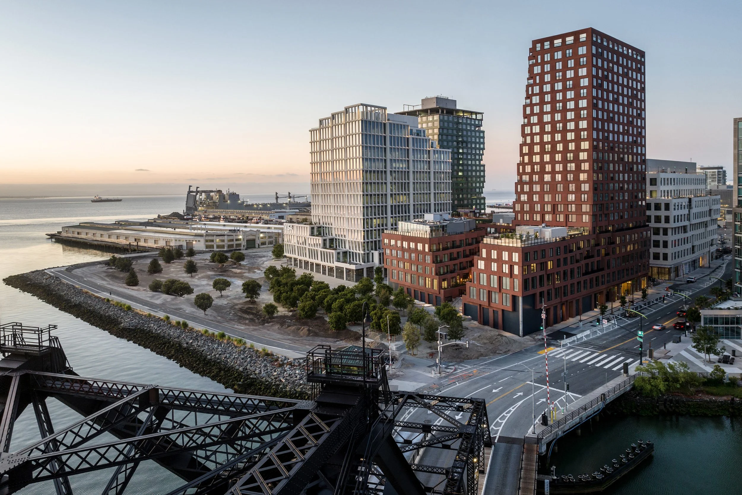 Photo of Phase 1 buildings and the park under construction (credit Tishman Speyer)