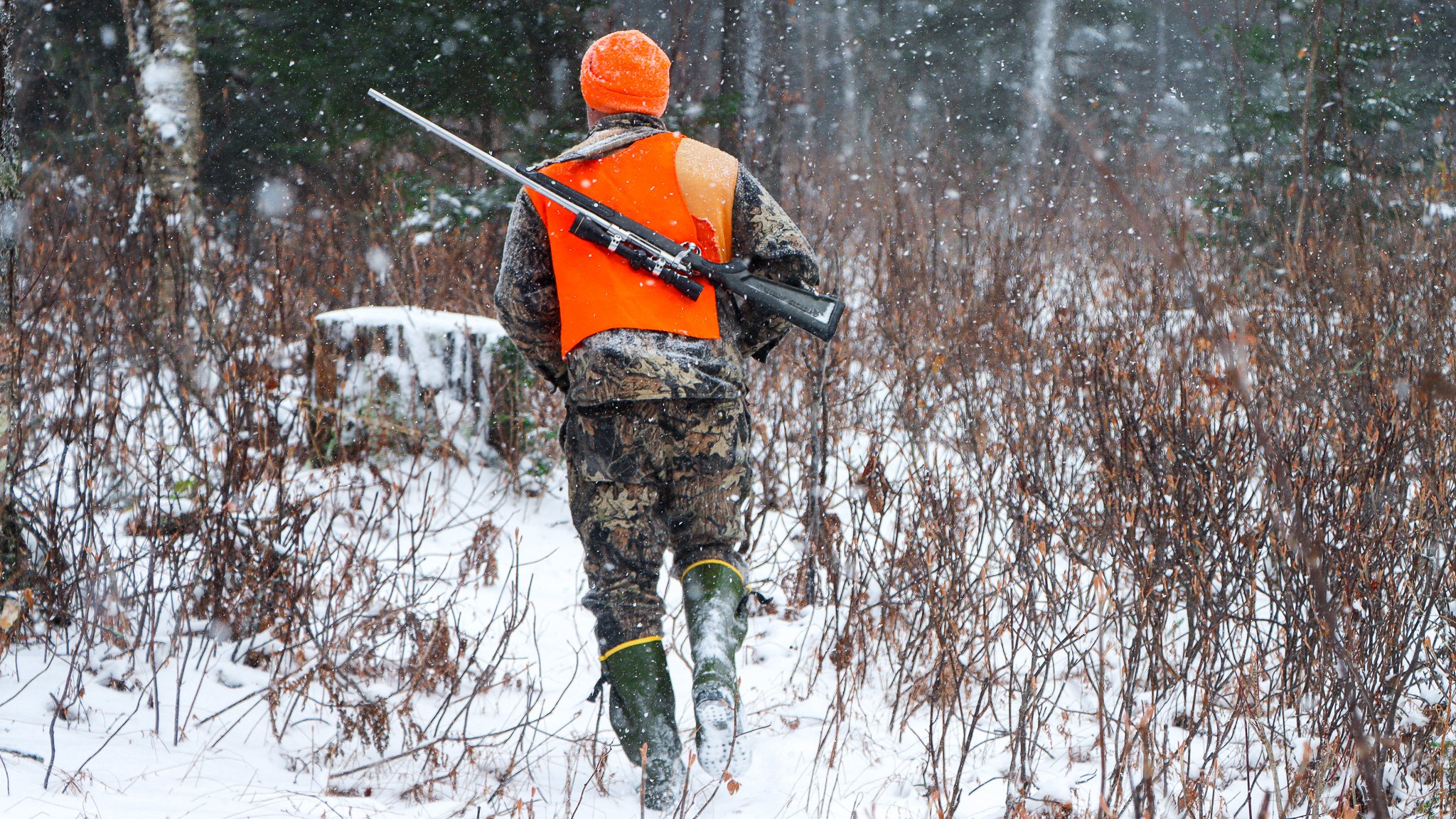 How Fast Should You Go When Tracking a Buck?</span>