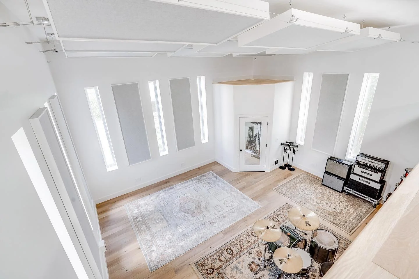 Graybox Nashville Professional Recording Studio & Video Location